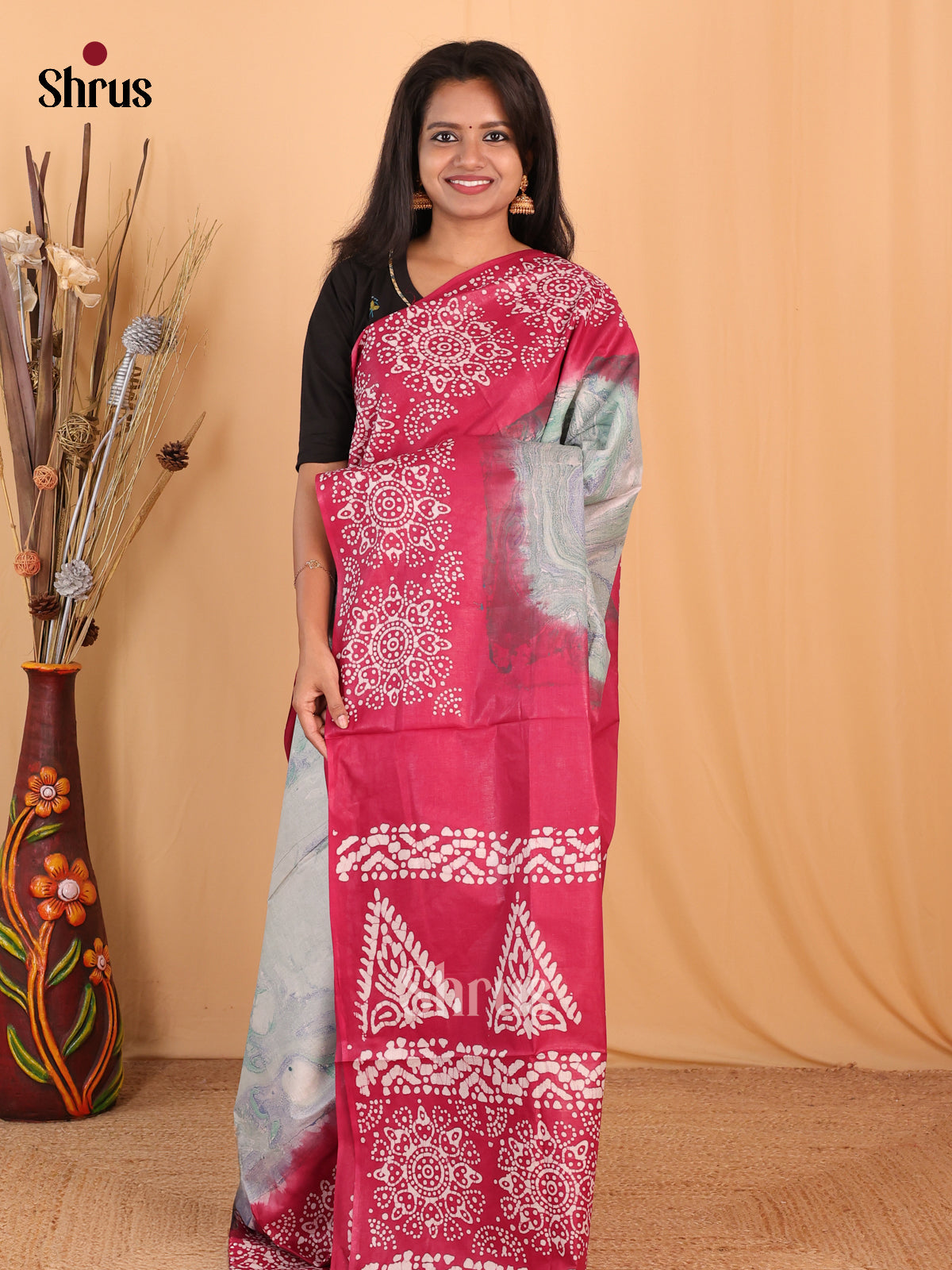 Green & maroon - Bhatik Saree - Shop on Shrus.com