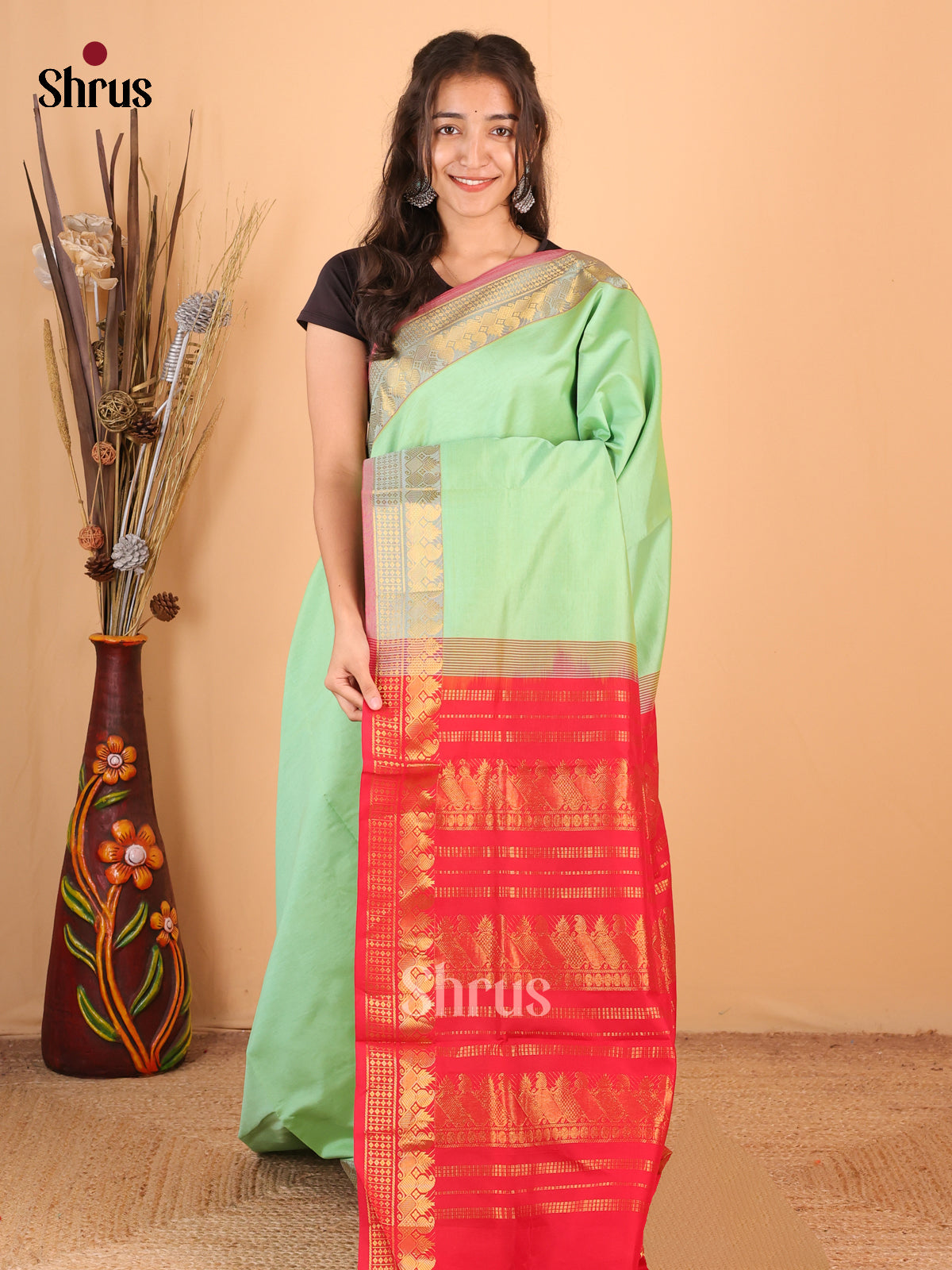 Green & Red - Silkcotton-halfpure Saree - Shop on Shrus.com