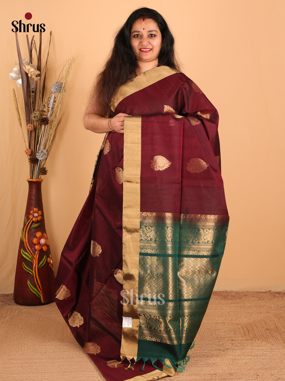 DCS07244 - Silk Cotton Saree - Shop on Shrus.com