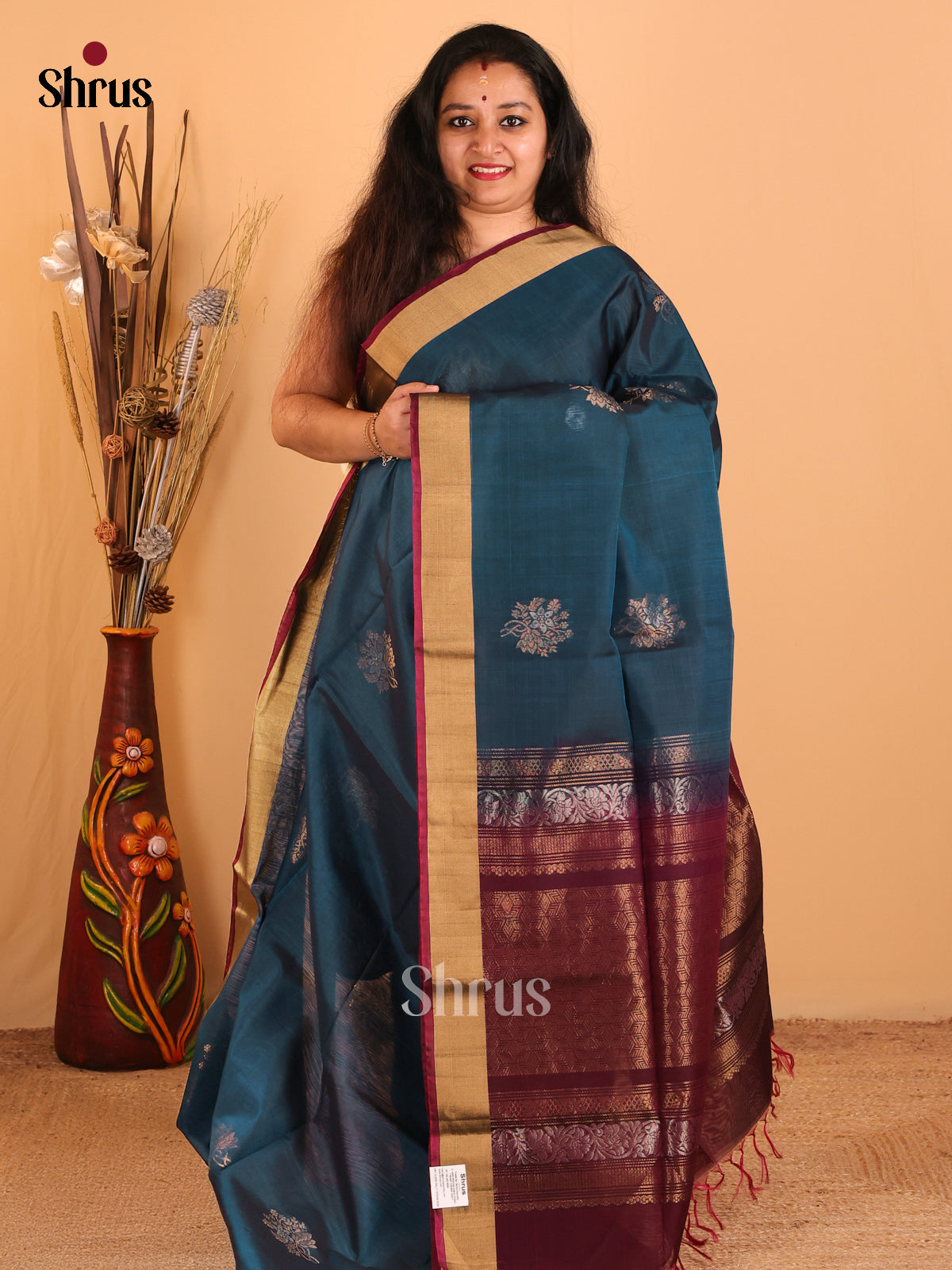 DCS07274 - Silk Cotton Saree - Shop on Shrus.com