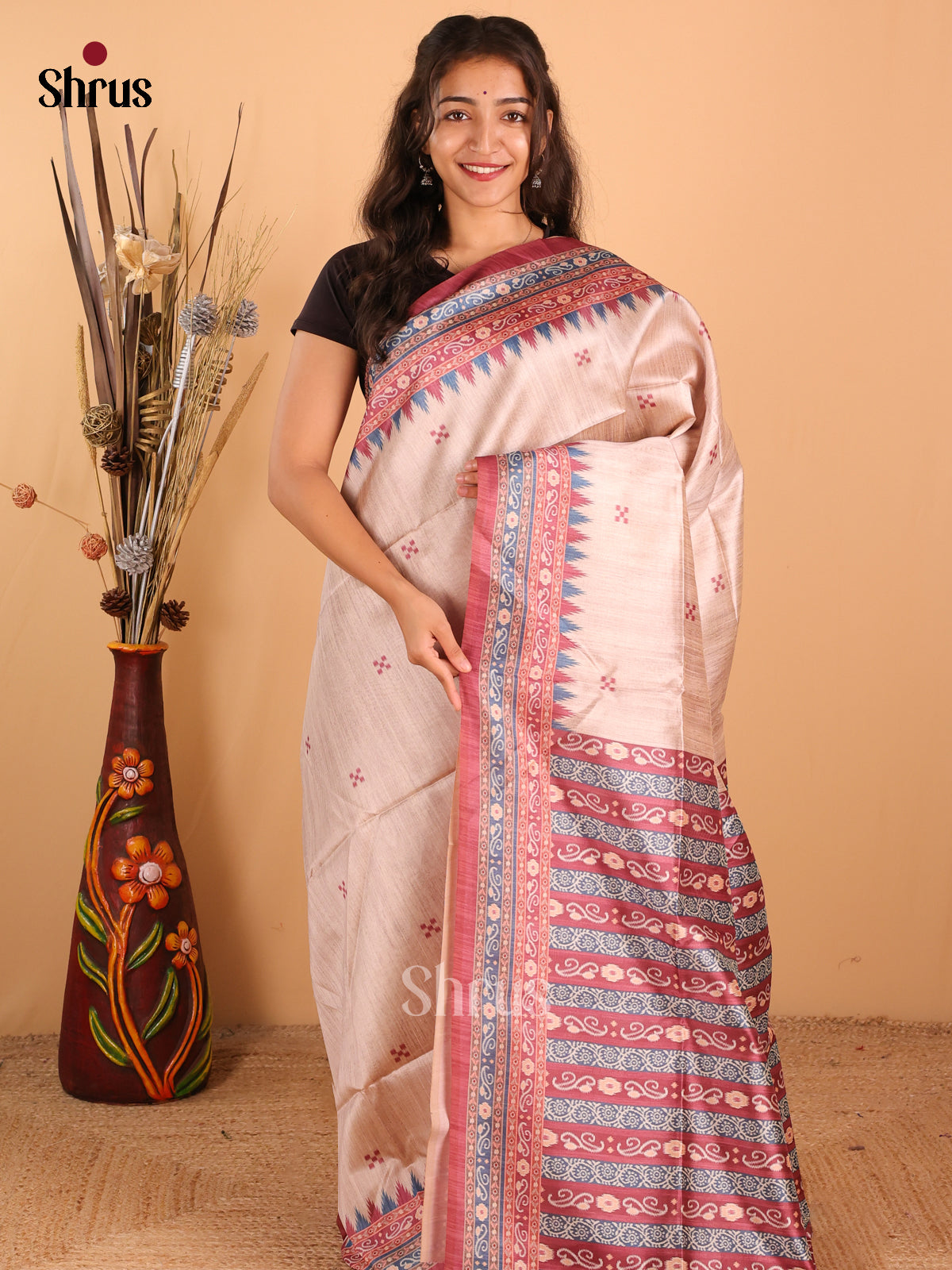 Sandal & dark onion pink - Champa Semitussa Saree - DCS11199 - Shop on Shrus.com