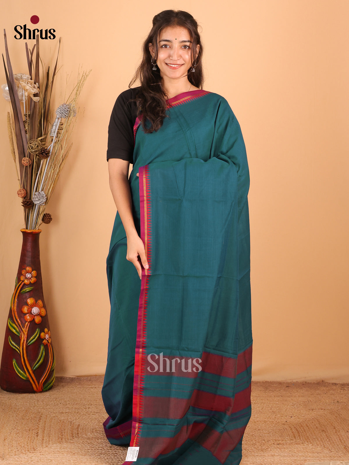 Peacock Green & Maroon - Narayanpet Cotton Saree - Shop on Shrus.com