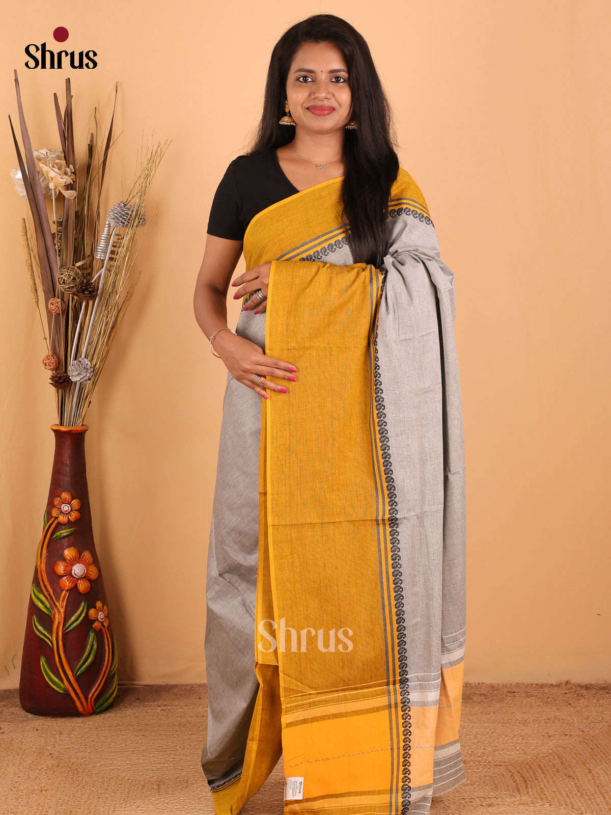 DCS12029 - Bengal Cotton Saree - Shop on Shrus.com