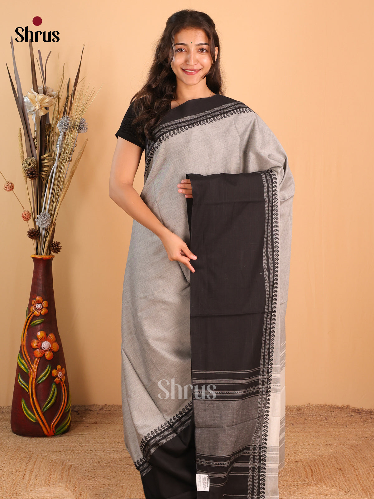 DCS12038 - Bengal cotton Saree - Shop on Shrus.com