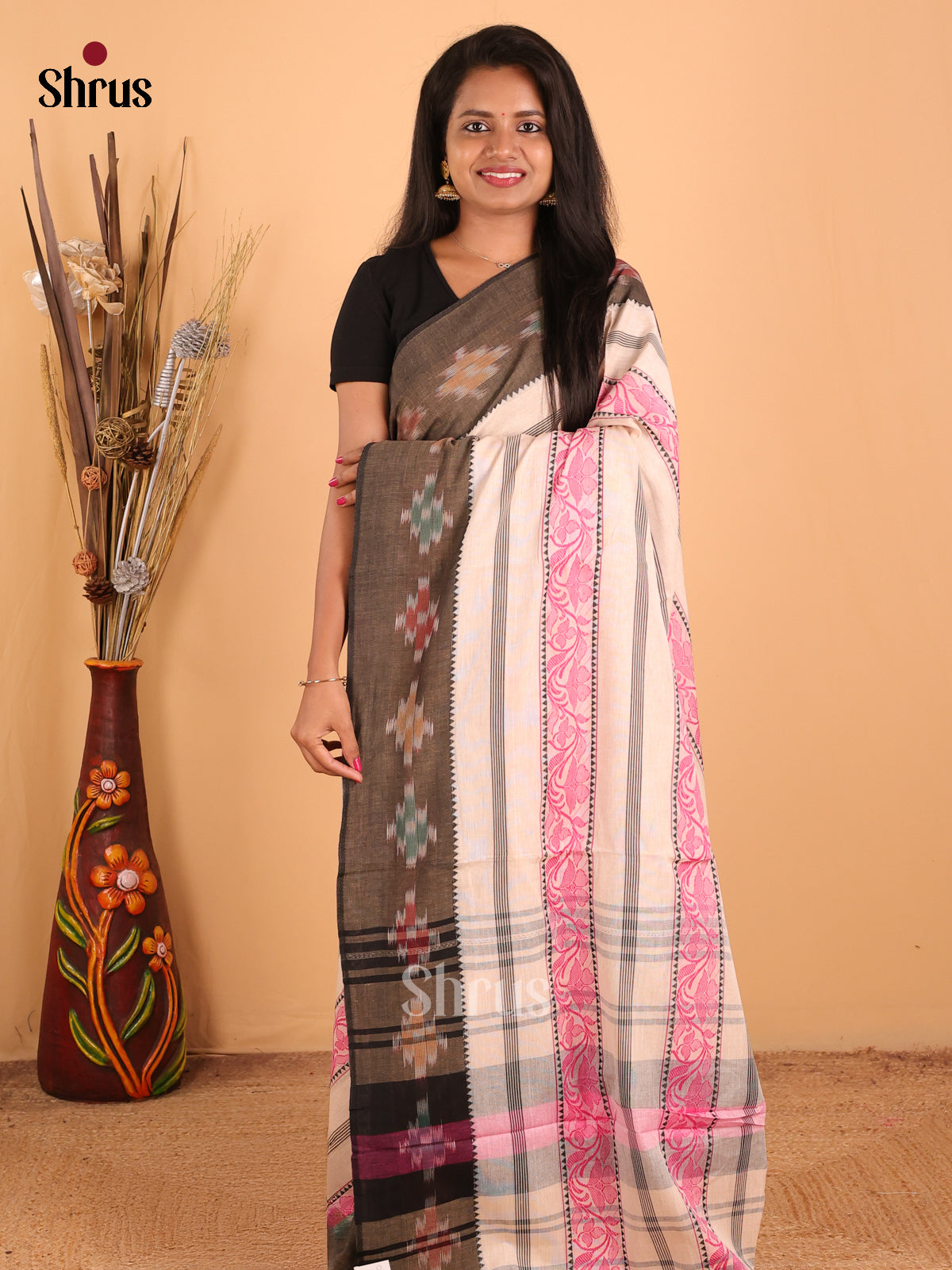 DCS12054 - Bengal Cotton Saree - Shop on Shrus.com