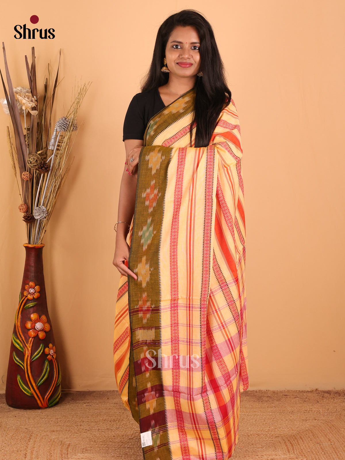 DCS12071 - Bengal Cotton Saree - Shop on Shrus.com