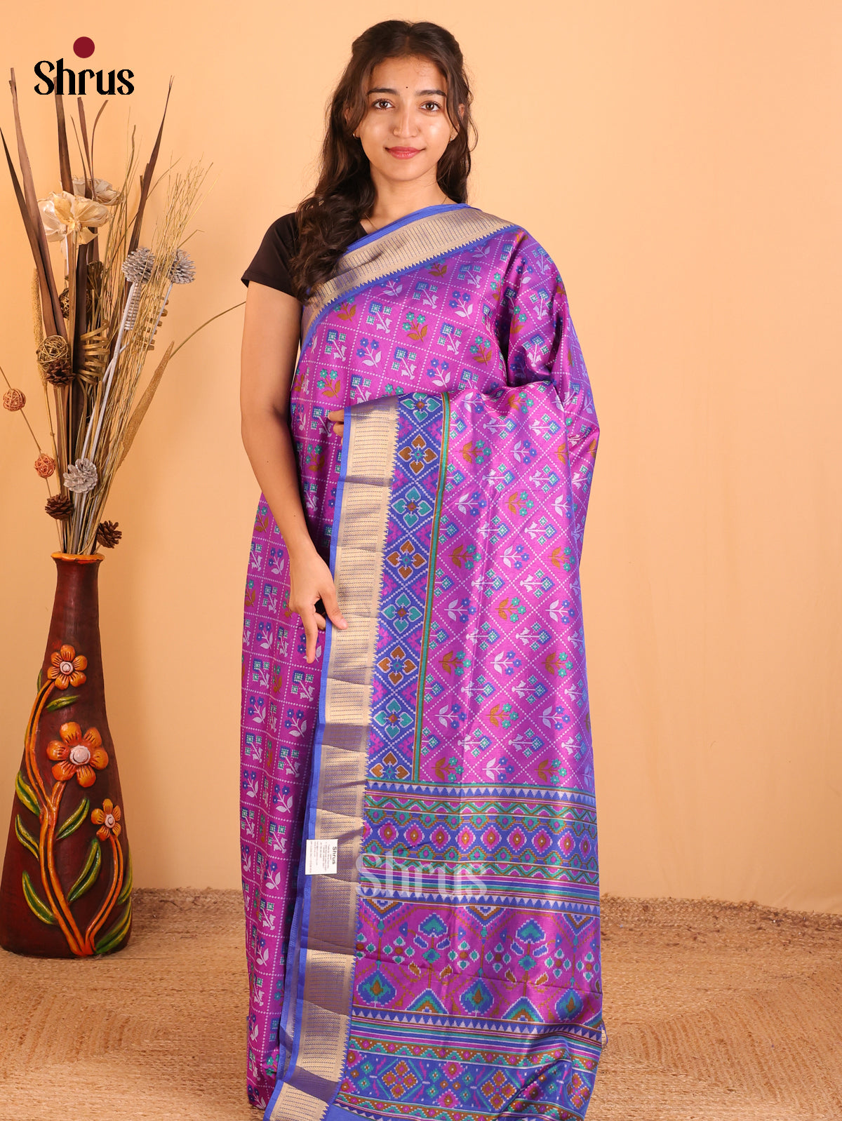 DCS18002 - Semi Patola Saree - Shop on Shrus.com
