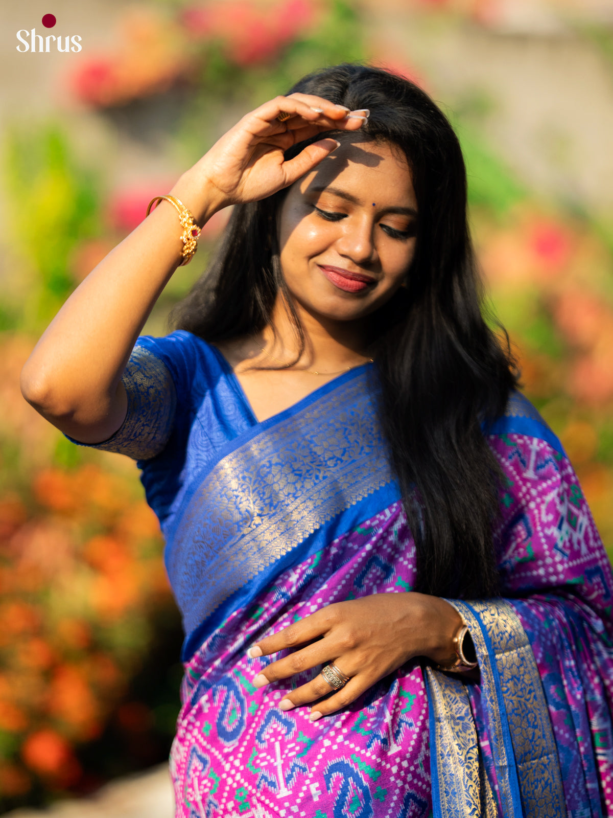 DCS18091 - Semi Patola Saree - Shop on Shrus.com