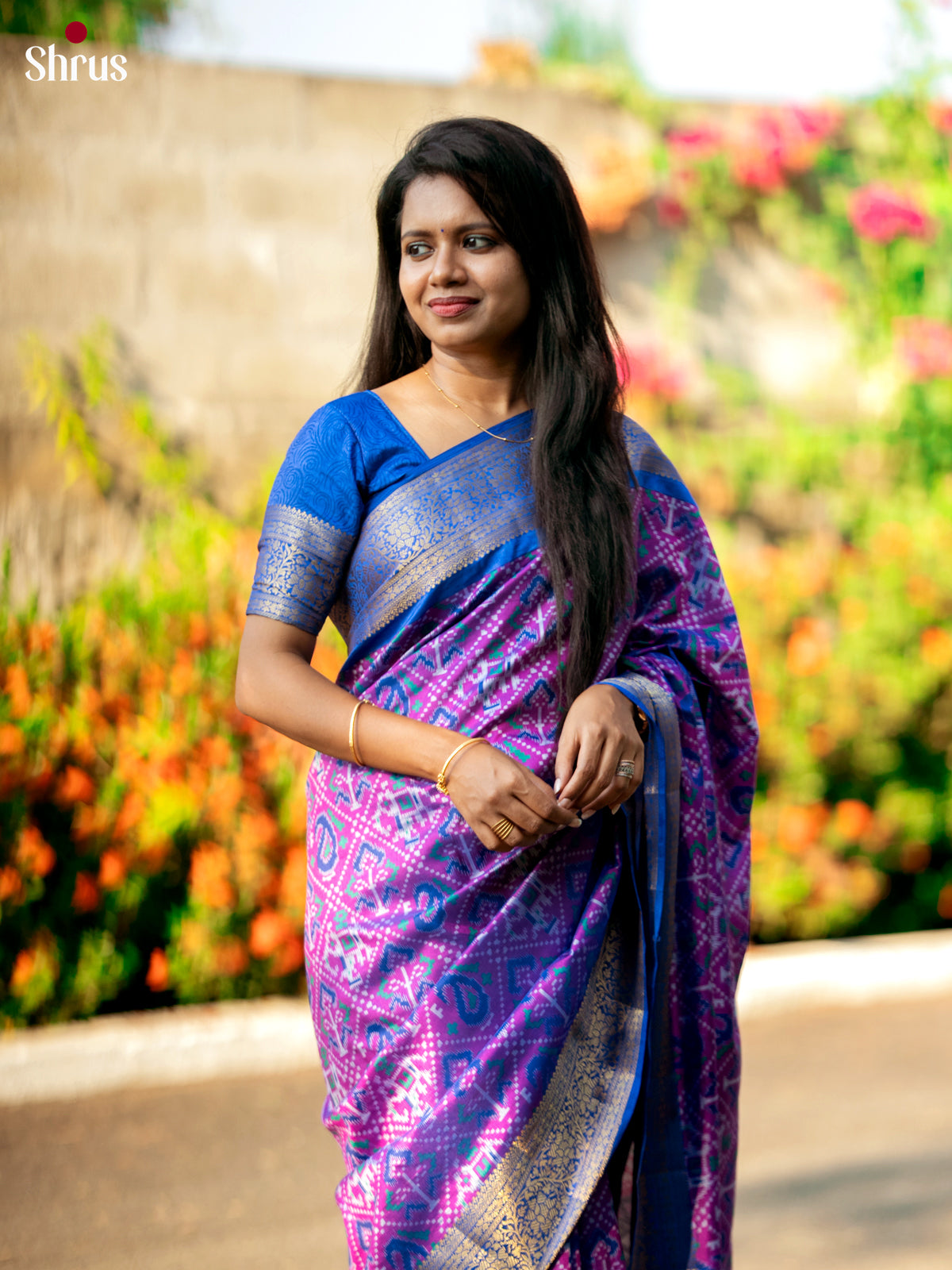 DCS18091 - Semi Patola Saree - Shop on Shrus.com