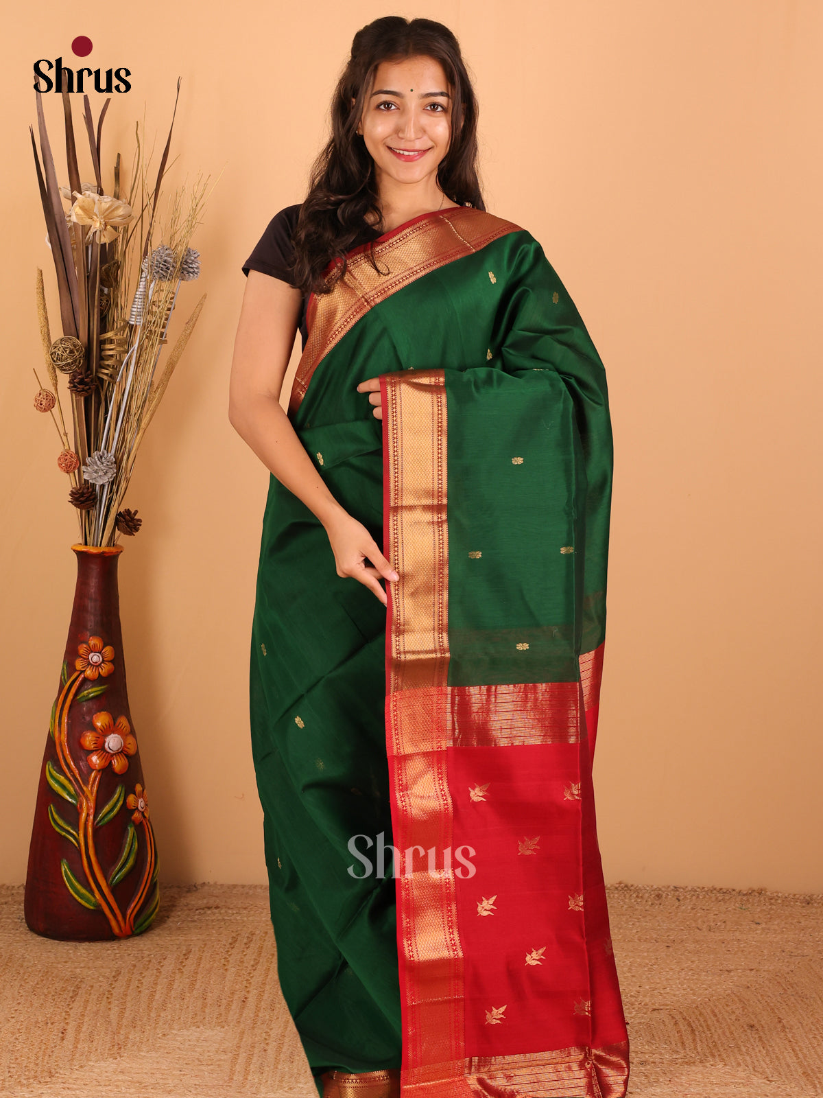 Dark Green & Red - Maheswari silk cotton Saree - DCS27117 - Shop on Shrus.com