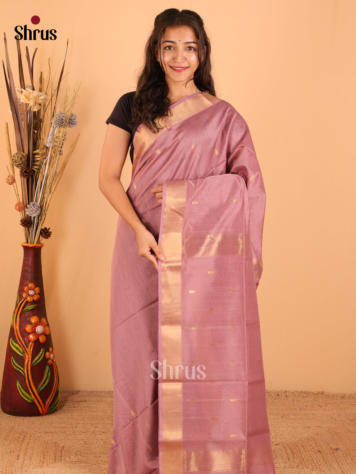Onion Pink - Maheswari silk cotton Saree - DCS27165 - Shop on Shrus.com