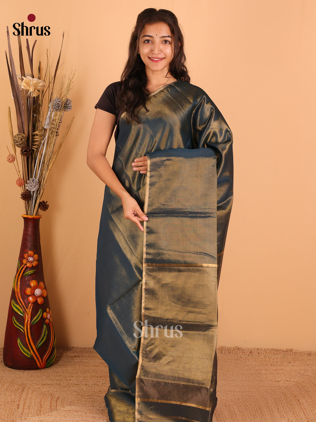 Double shade Peacock Blue & gold - Maheswari silk cotton Saree - DCS27176 - Shop on Shrus.com