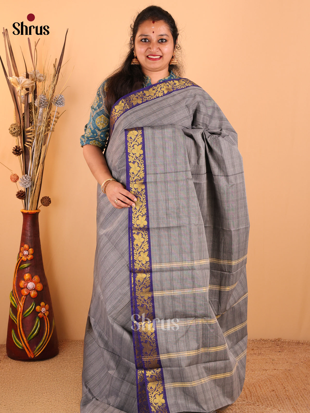 Grey with Black - South Cotton Saree - DDS09004 - Shop on Shrus.com