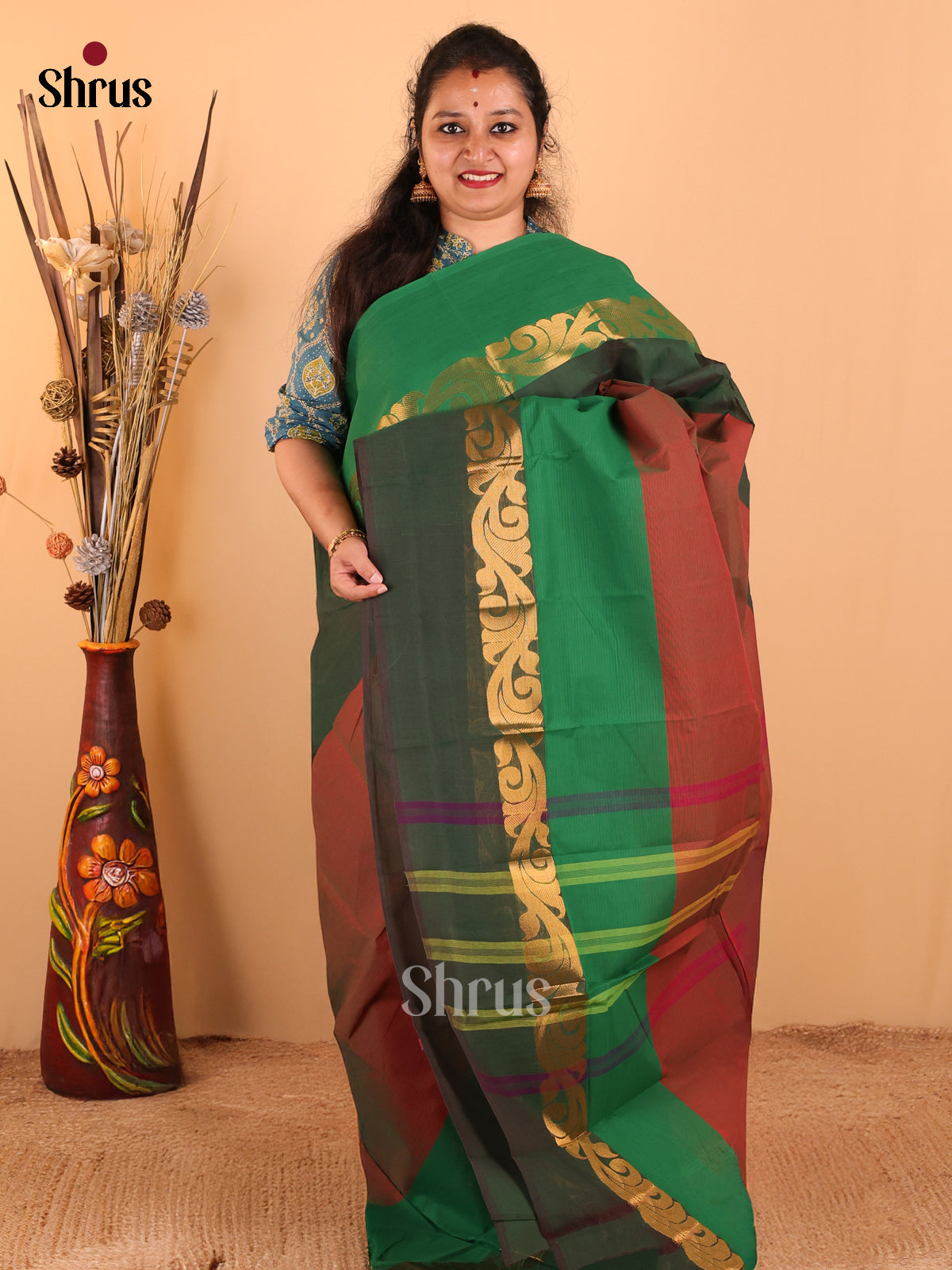 Dual Tone Red with Green - Chettinad Cotton saree - DDS09113 - Shop on Shrus.com