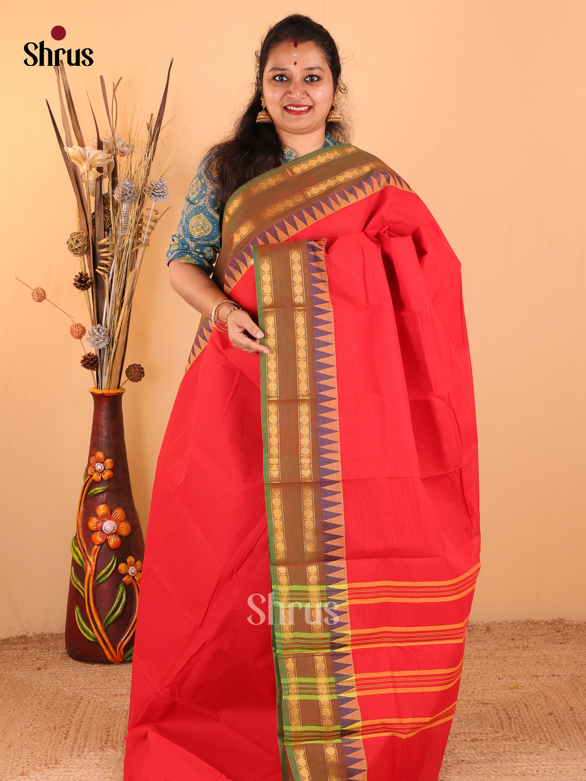 Red with Green - Chettinad Cotton saree - DDS09171 - Shop on Shrus.com