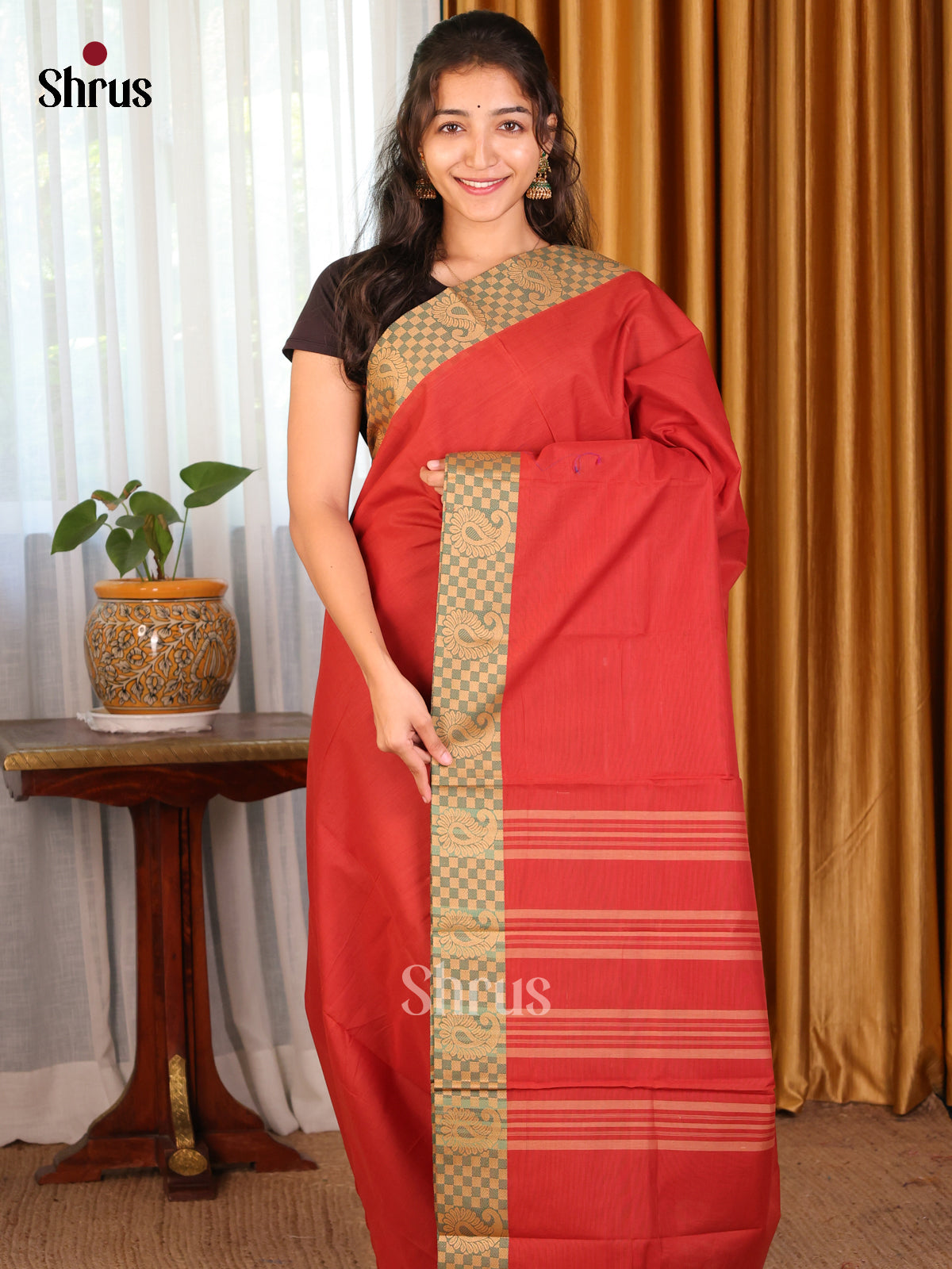 Red with Green - DDS09206 - Chettinad Cotton Saree - Shop on Shrus.com