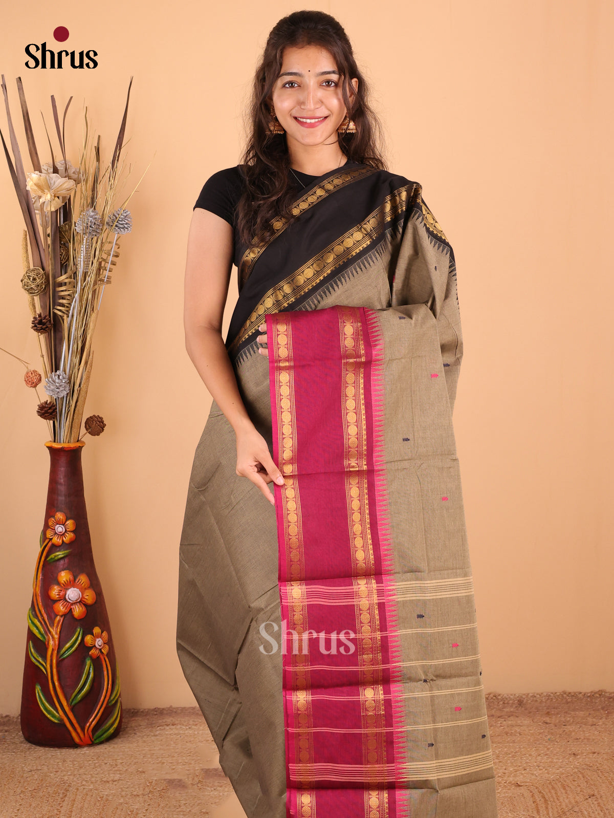Grey with black & Pink boder - Chettinad Cotton Saree - DDS10007 - Shop on Shrus.com