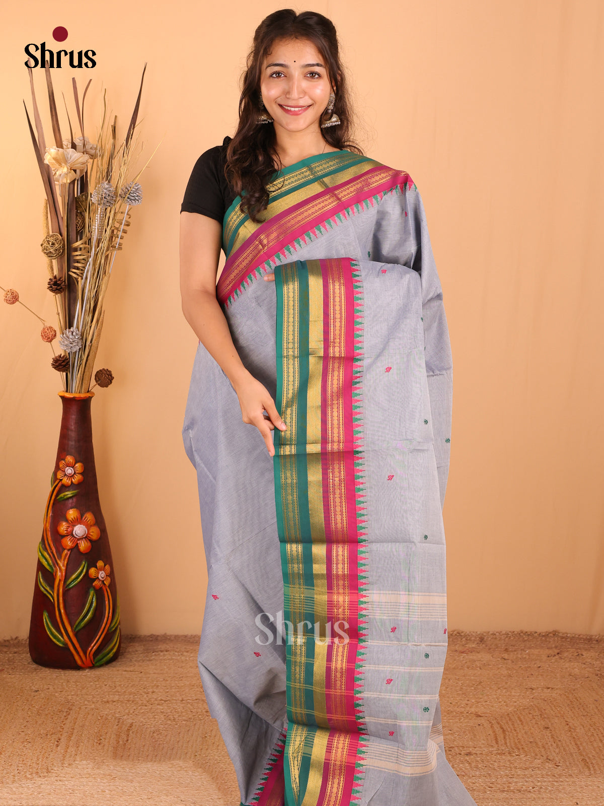 Grey with green - Chettinad Cotton Saree - DDS10018 - Shop on Shrus.com