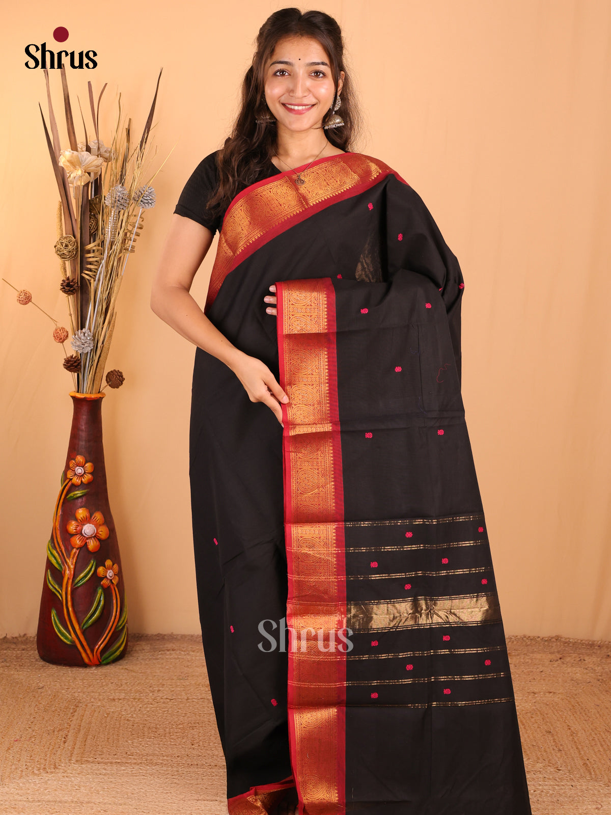 Black with Red - Chettinad Cotton Saree - DDS10073 - Shop on Shrus.com