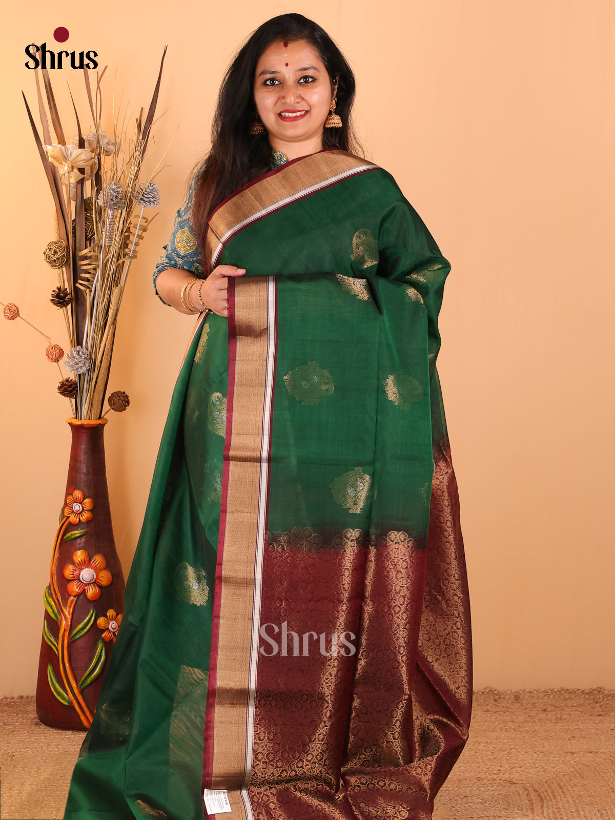 Green Silk Cotton Saree WIth Paisley Zari Motifs & Maroon Zari Woven Border & Pallu - Shop on Shrus.com