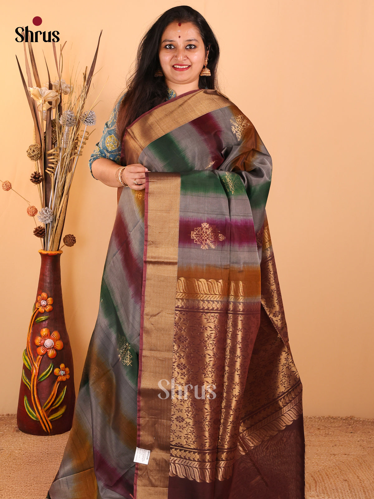 Elegant Multicolour Silk Cotton Saree With Zari Motifs & Brown Zari Woven Pallu - Shop on Shrus.com