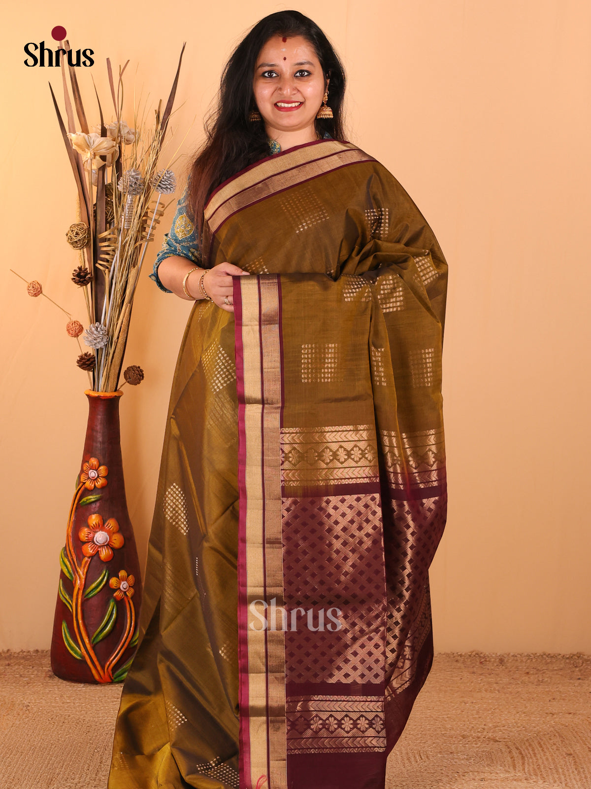 Greenish Brown Silk Cotton Saree With Square Motifs & Zari Woven Purple Border & Pallu - Shop on Shrus.com