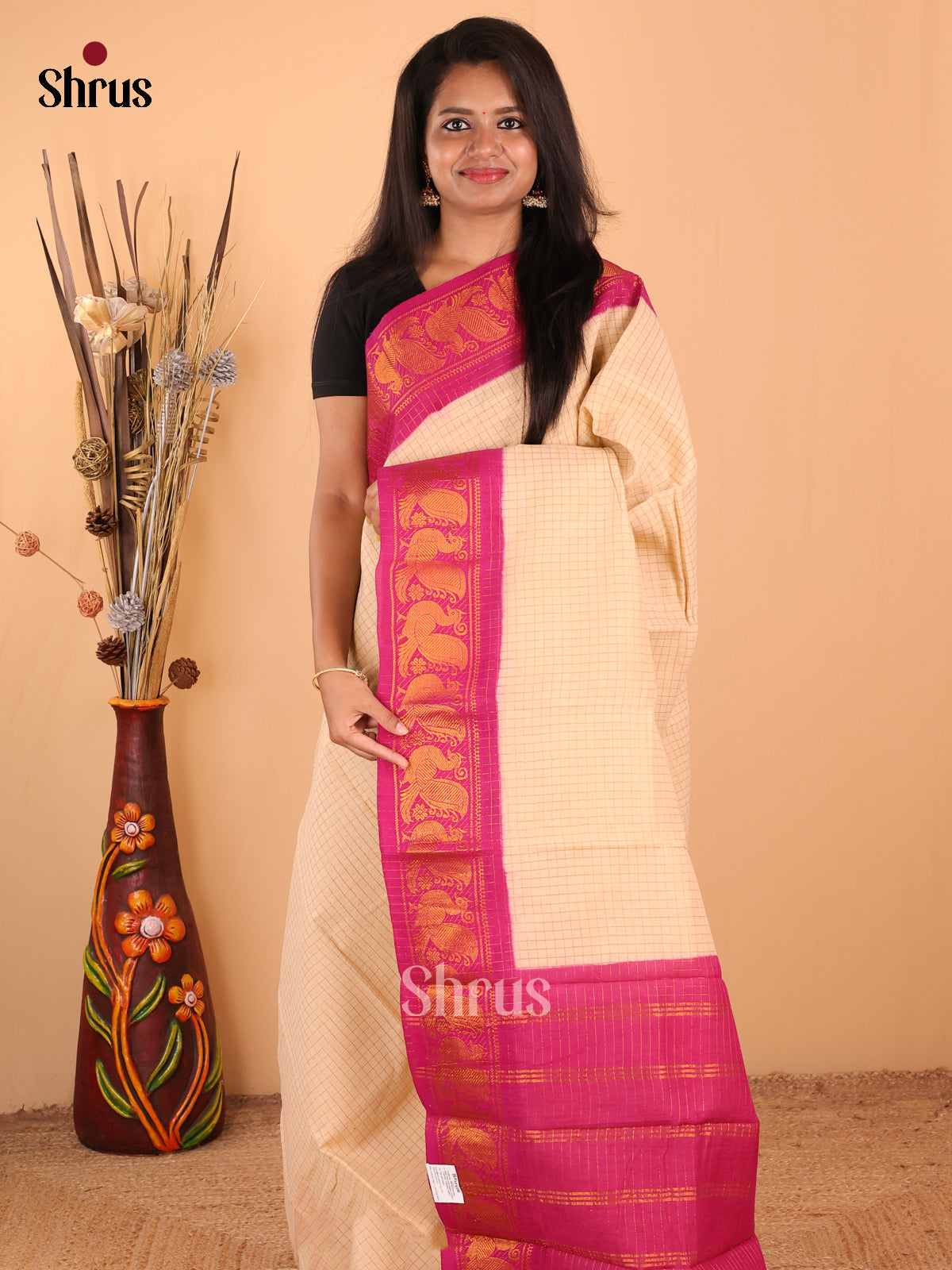 Cream with Pink - DDS11070 - Sungudi Cotton Saree - Shop on Shrus.com