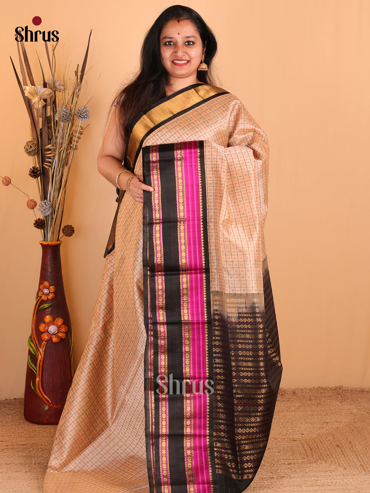 Elegant Cream Silk Cotton Saree with Black & Pink Rettapet Border & Zari Pallu - Shop on Shrus.com