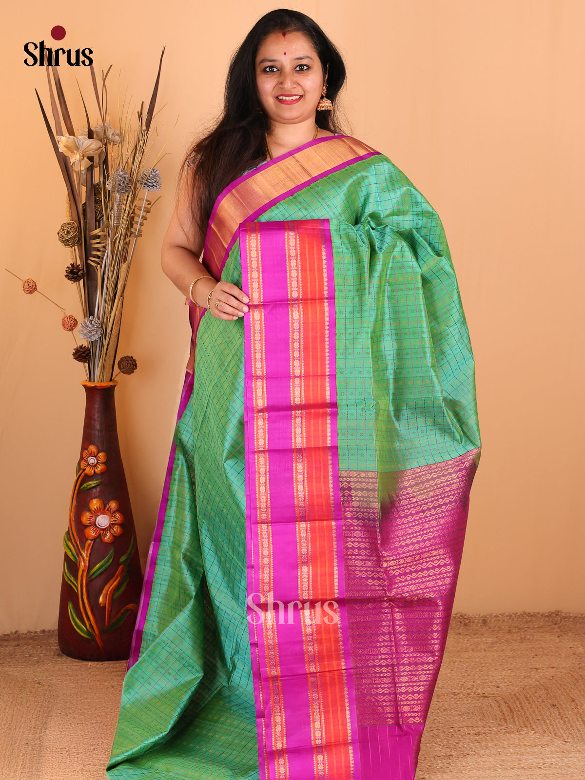 Lovely Green Silk Cotton Saree With Checks & Dot Buttas, Rettapet Border & Pink Zari Pallu - Shop on Shrus.com