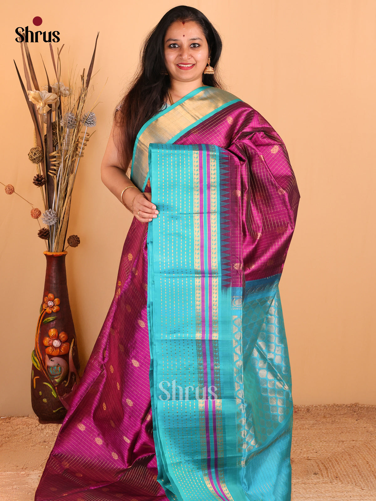 Classic Purple Silk Cotton Saree With Check & Buttas, Teal Zari Border & Pallu - Shop on Shrus.com