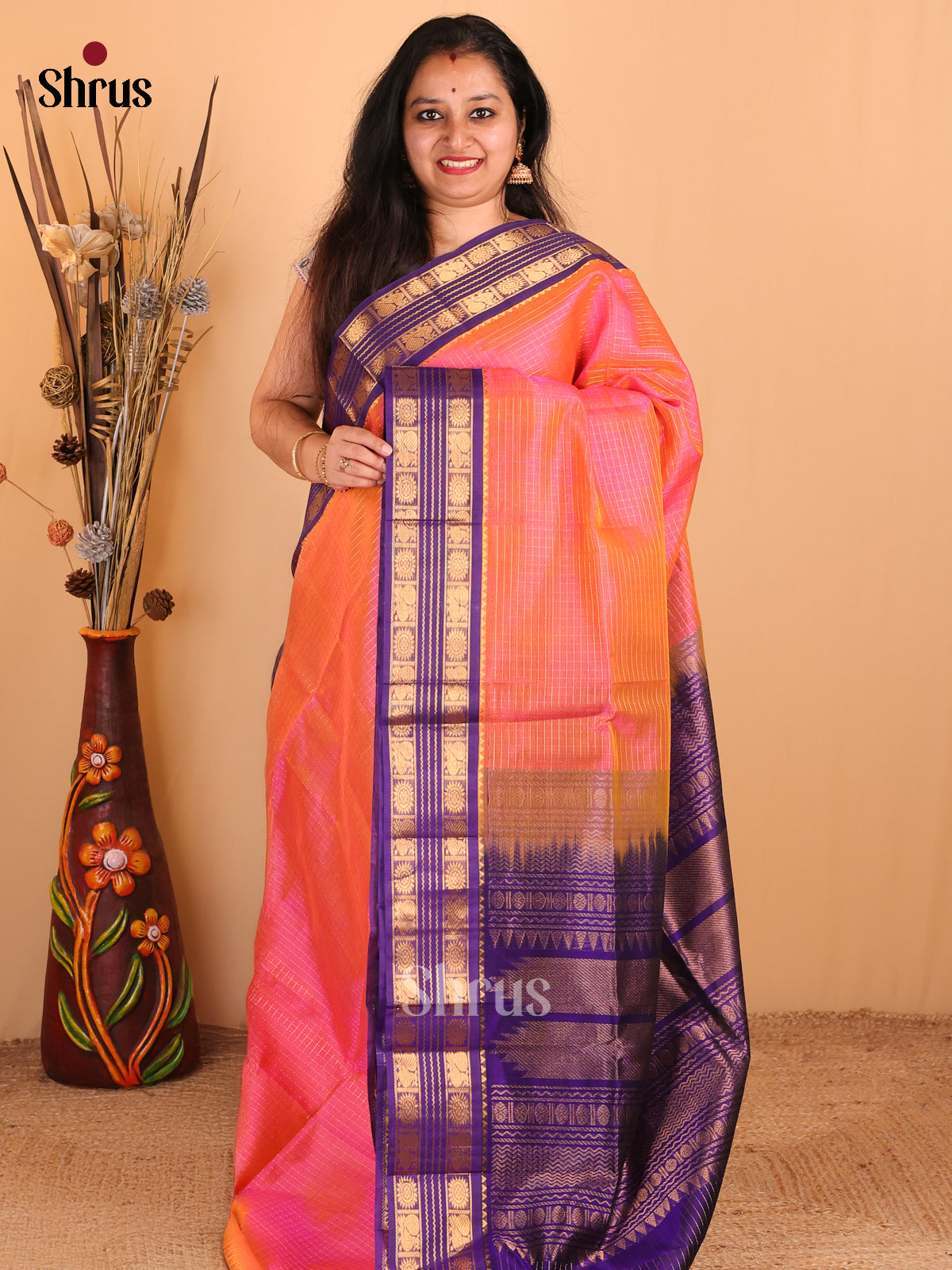 Orangish Pink Checked Silk Cotton Saree With Violet Rettapet Border & Zari Woven Pallu - Shop on Shrus.com