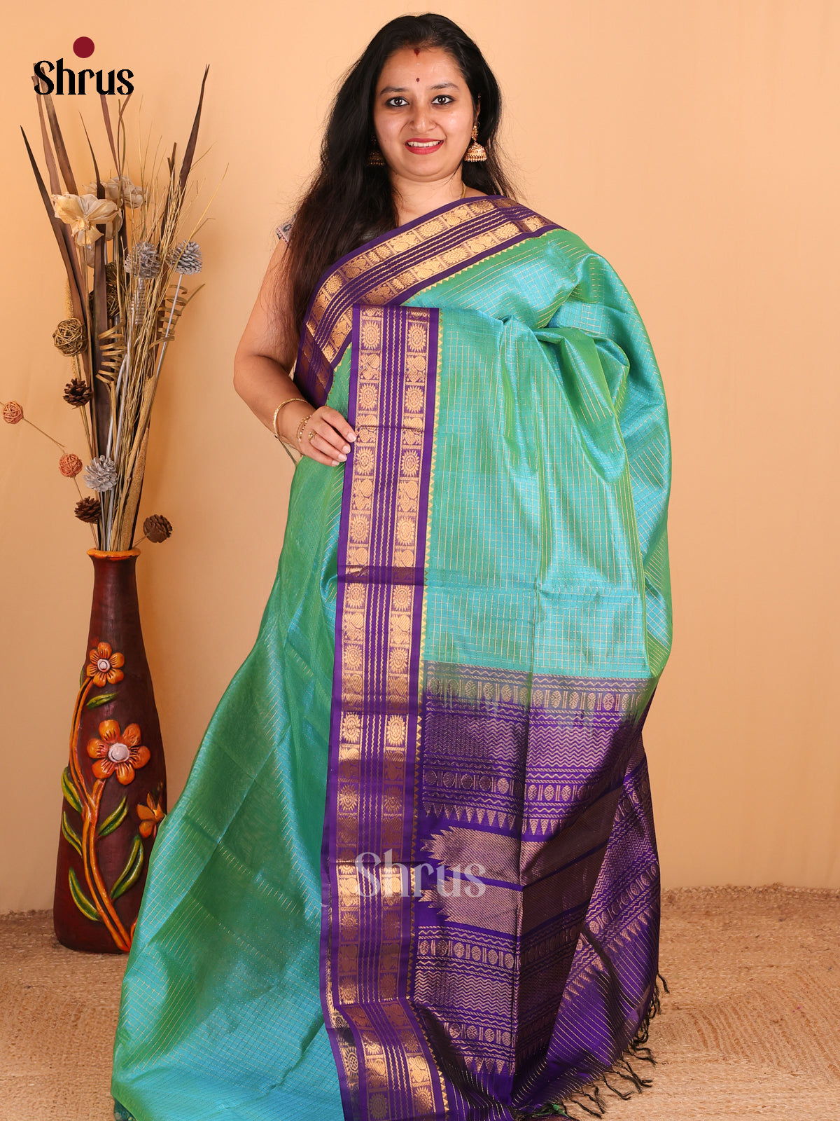 Classic Teal Green Checked Silk Cotton Saree With Violet Rettapet Border & Zari Pallu - Shop on Shrus.com