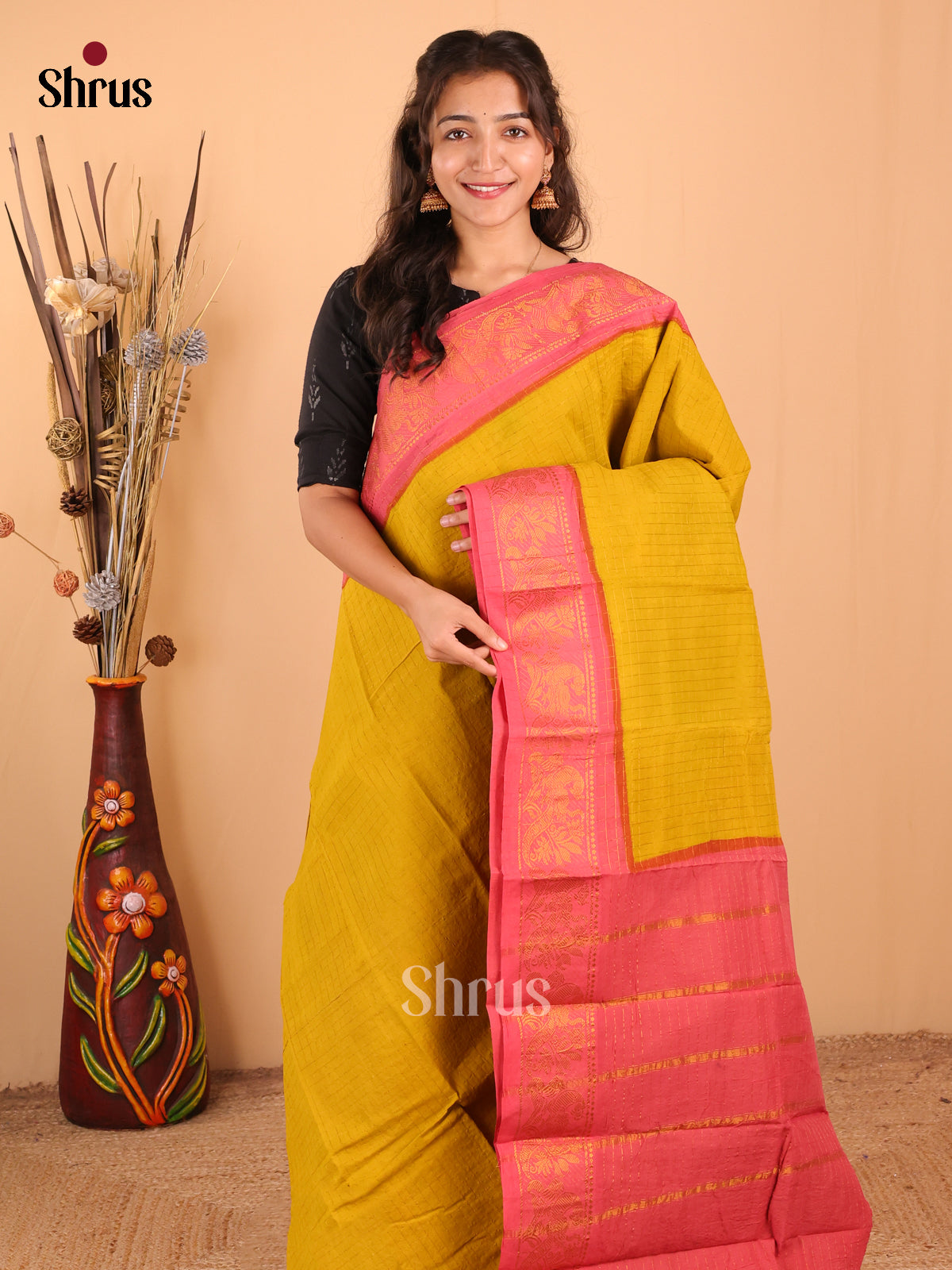 Mehandi Green with Pink - DDS15047 - Sungudi Cotton Saree - Shop on Shrus.com