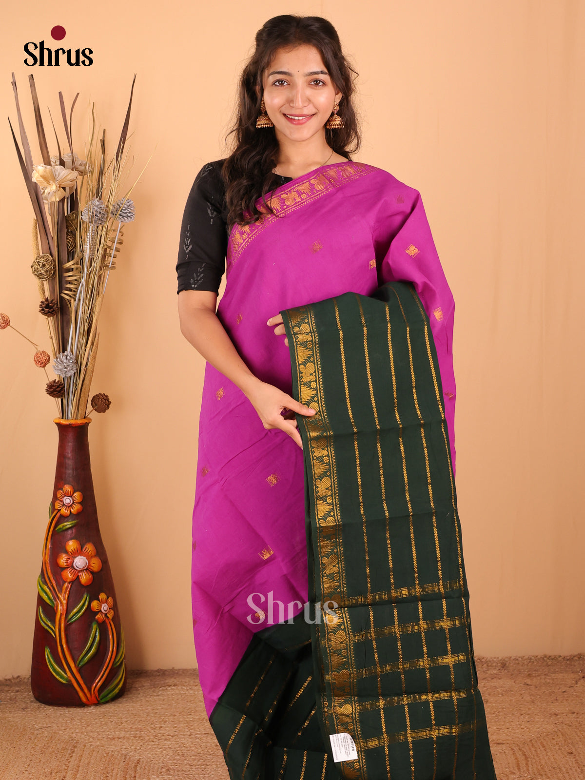 DDS15101 - Sungudi Cotton Saree - Shop on Shrus.com