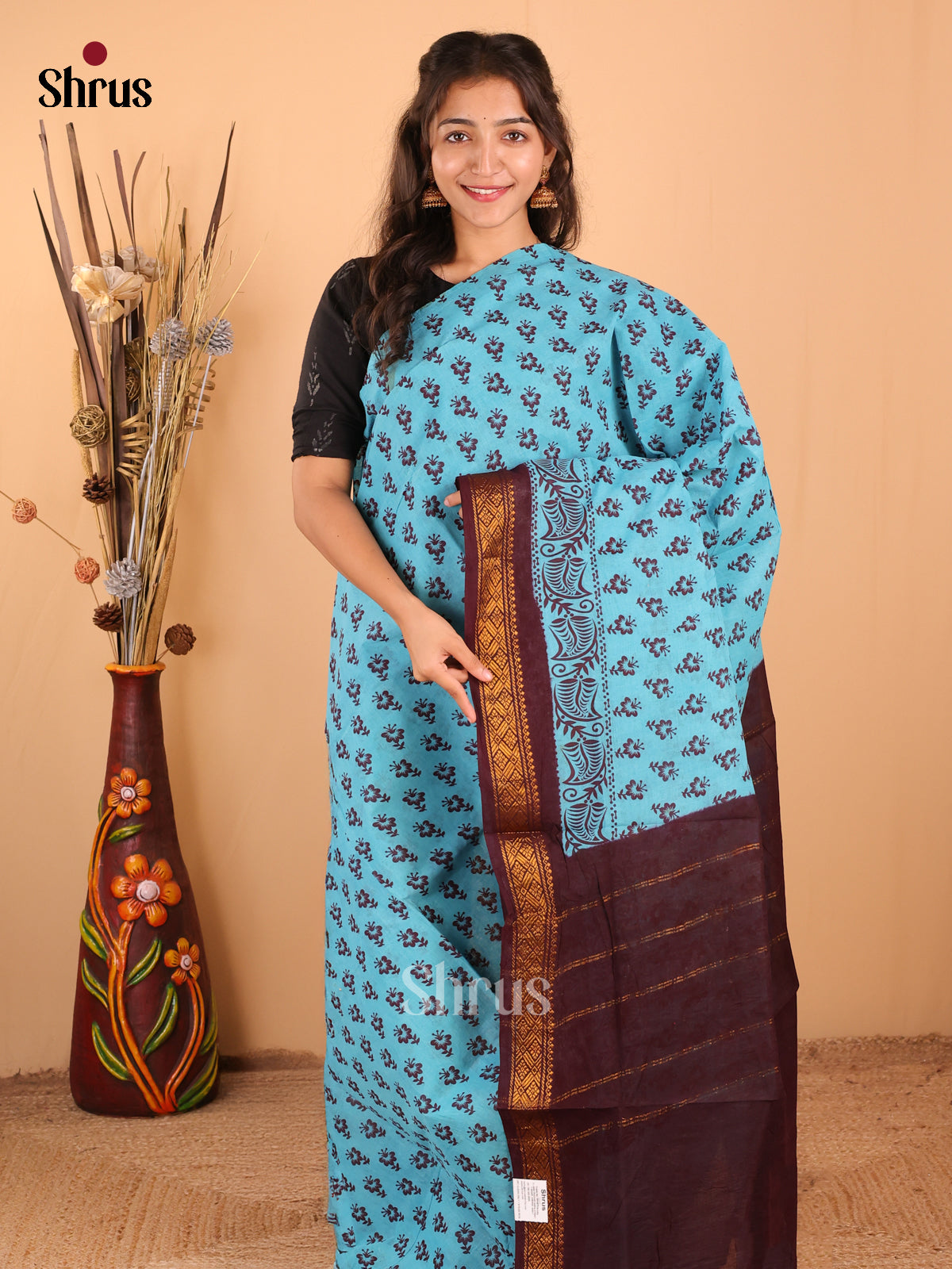 DDS15225 - Sungudi Cotton Saree - Shop on Shrus.com