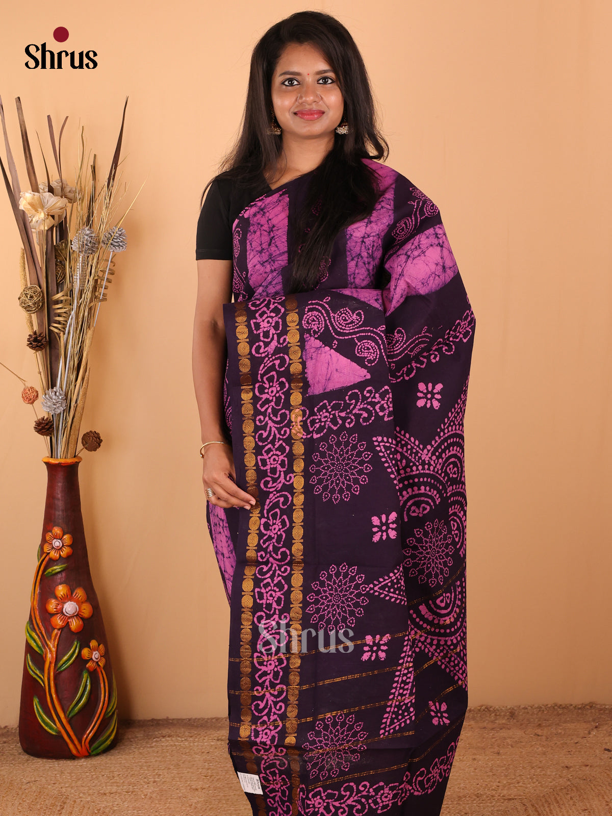 Pink - DDS15249 - Sungudi Cotton Saree - Shop on Shrus.com