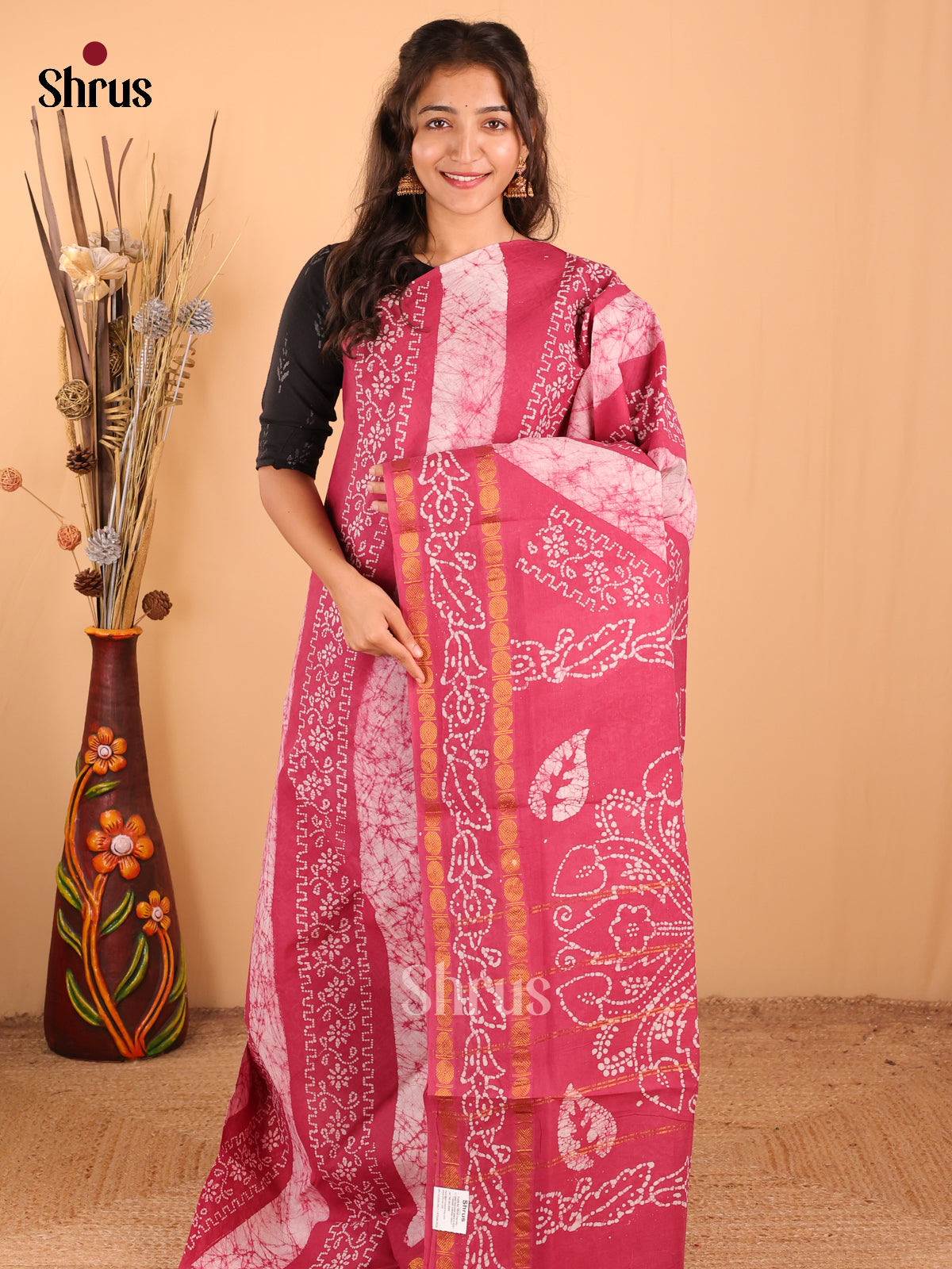 Pink - DDS15250 - Sungudi Cotton Saree - Shop on Shrus.com