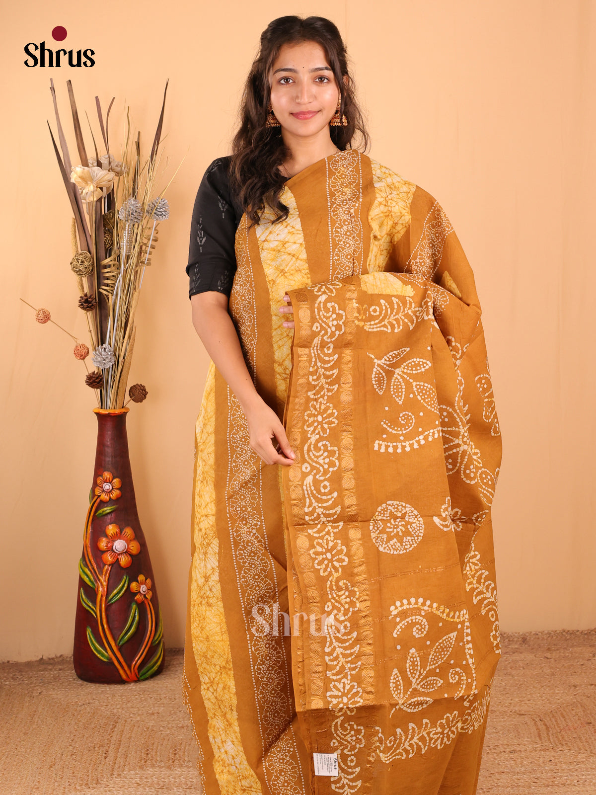 Mustard - DDS15253 - Sungudi Cotton Saree - Shop on Shrus.com