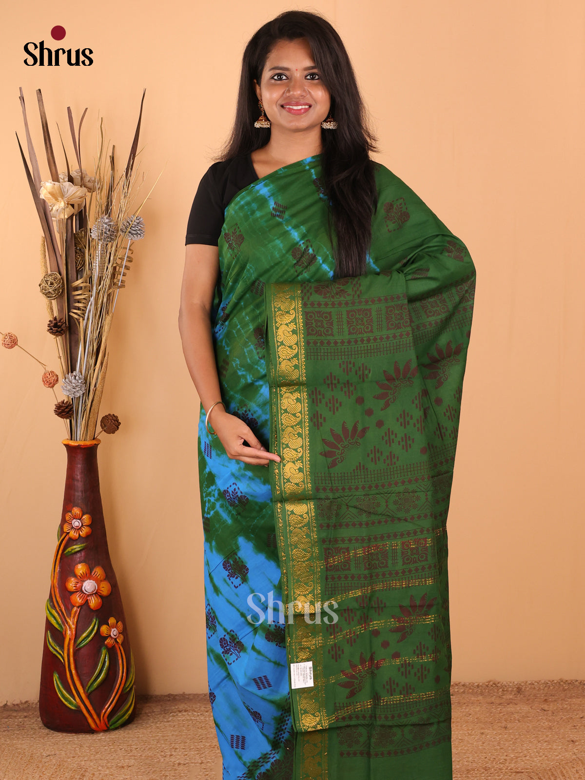 Blue with Green - DDS15272 - Sungudi Cotton Saree - Shop on Shrus.com