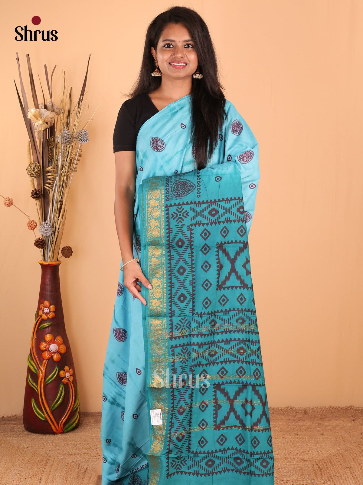 Blue with Green - DDS15275 - Sungudi Cotton Saree - Shop on Shrus.com