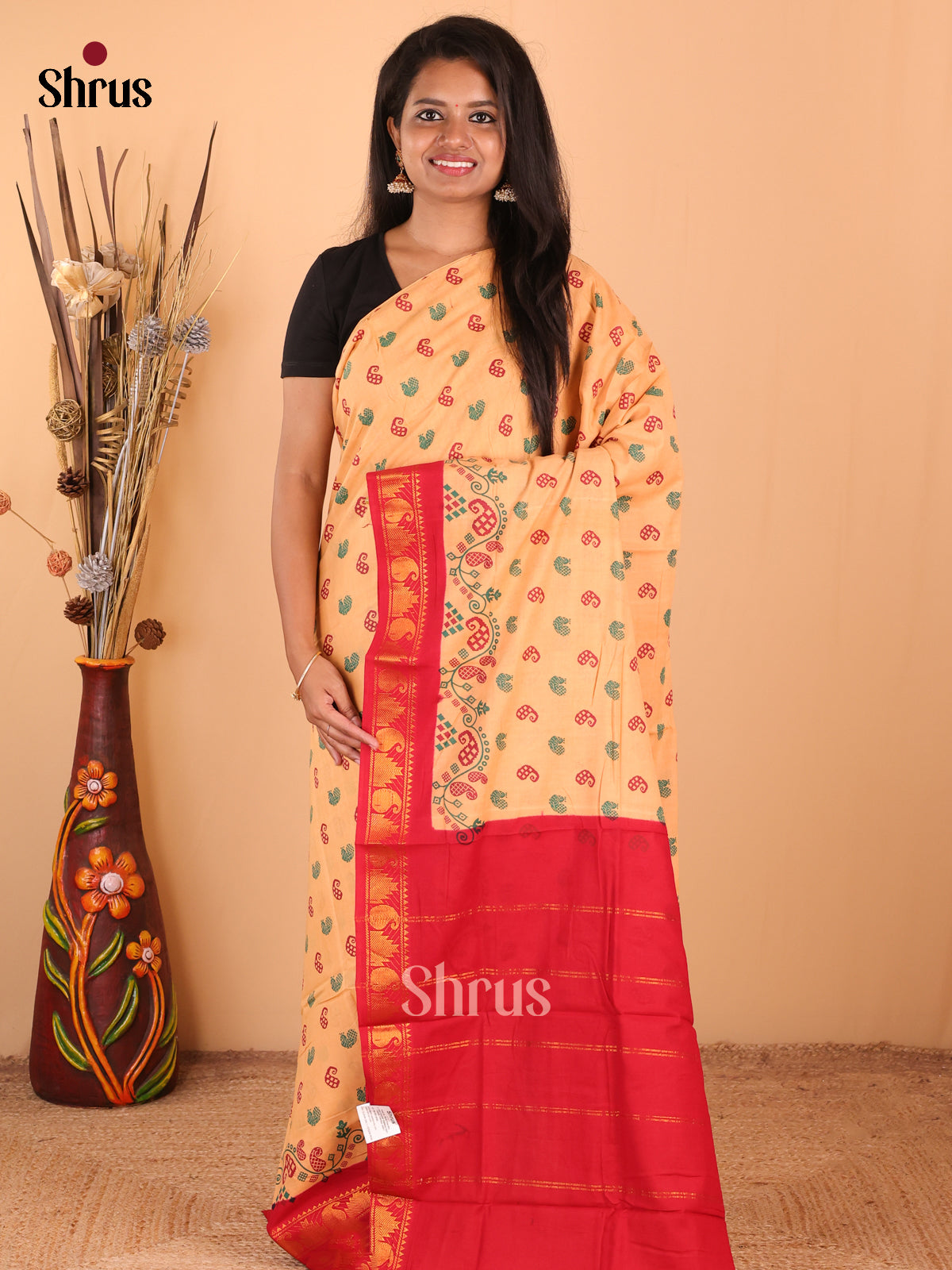 Peach with Red - DDS15298 - Sungudi Cotton Saree - Shop on Shrus.com