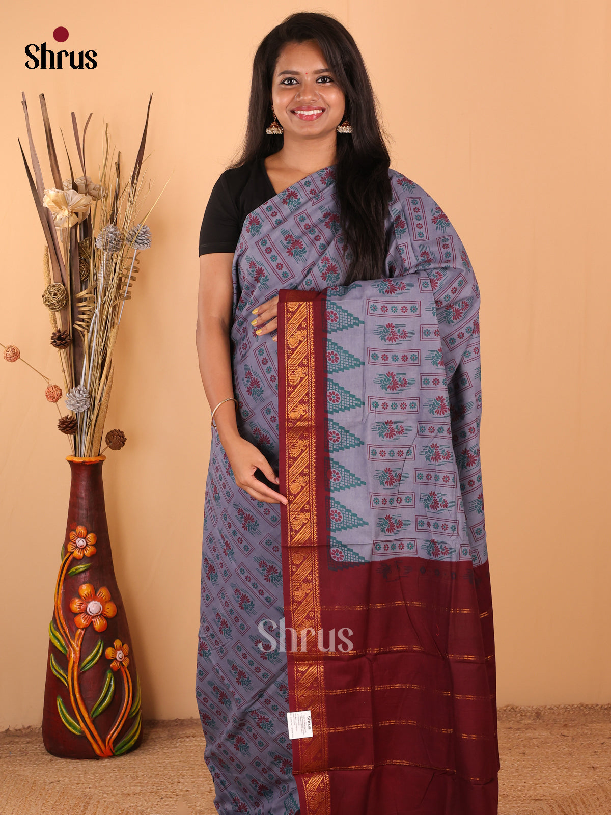 Grey with Maroon - DDS15299 - Sungudi Cotton Saree - Shop on Shrus.com