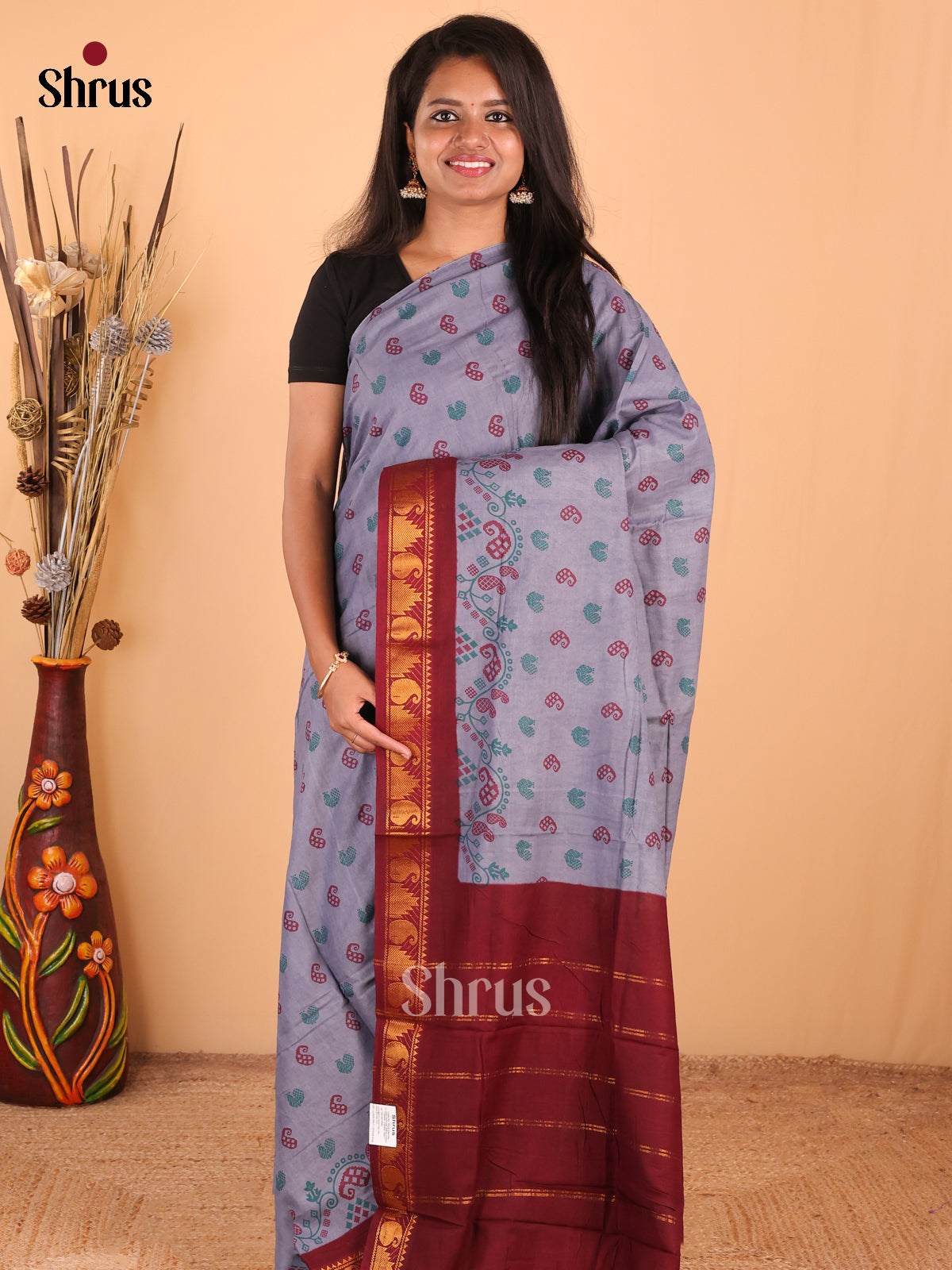 Grey with Maroon - DDS15318 - Sungudi Cotton Saree - Shop on Shrus.com