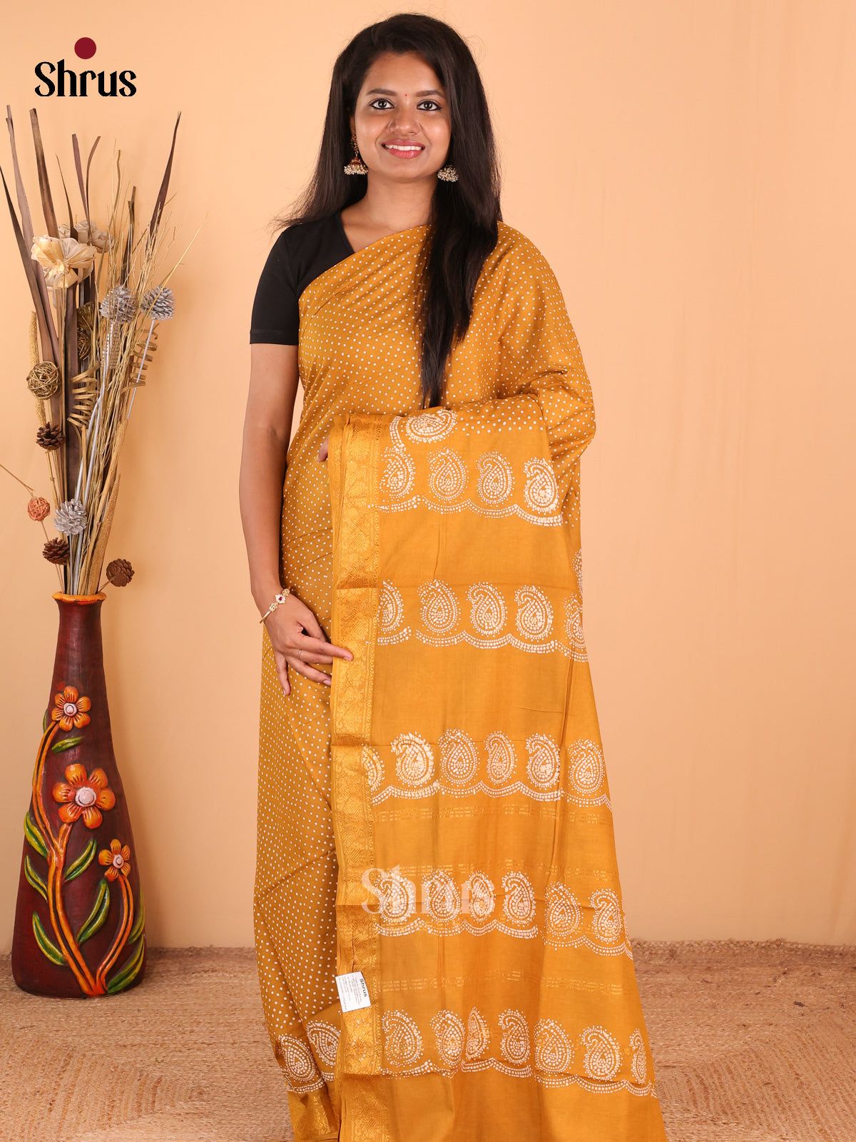 Mustard - DDS15342 - Sungudi Cotton Saree - Shop on Shrus.com