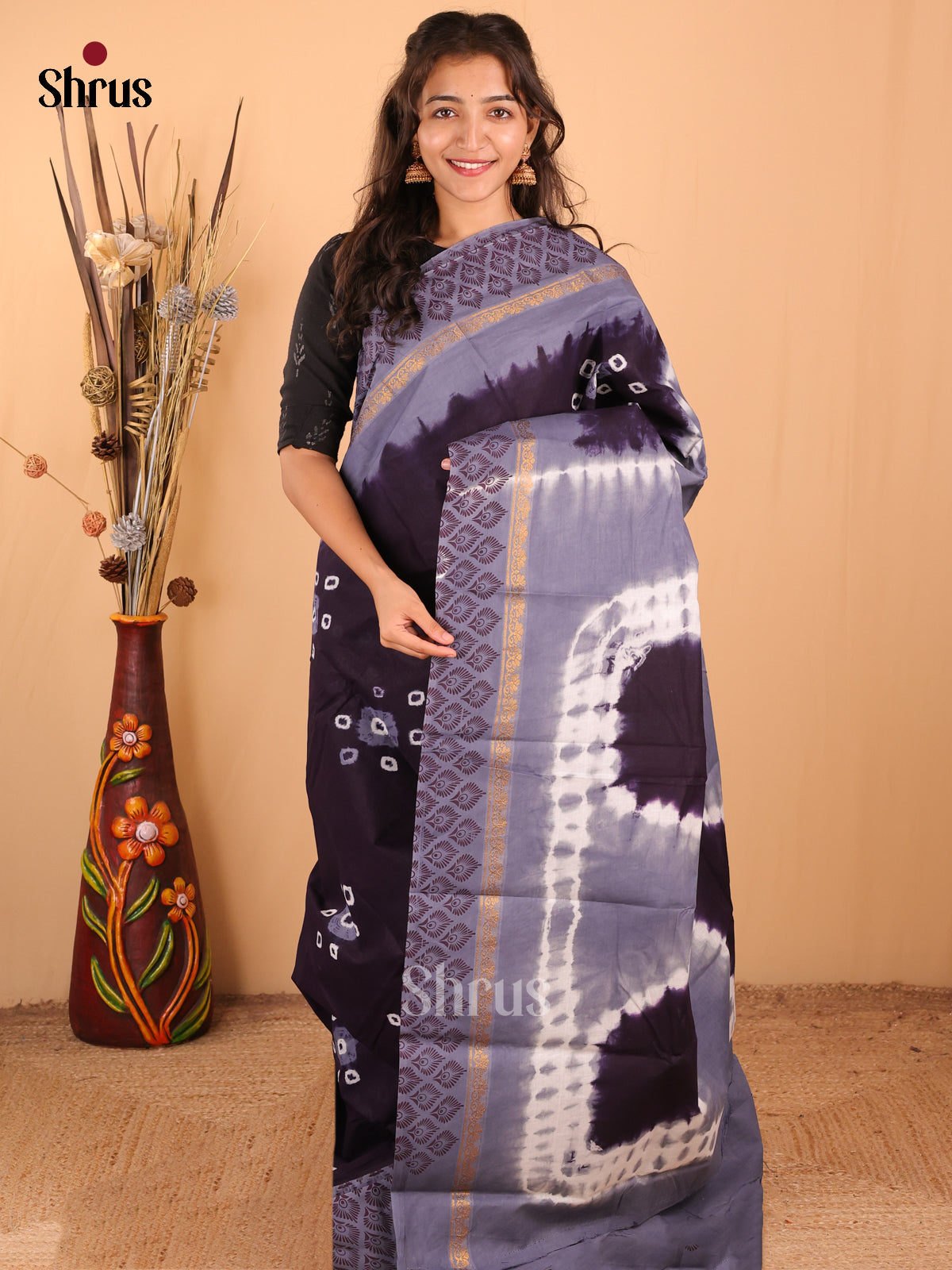 DDS15350 - Sungudi Cotton Saree - Shop on Shrus.com