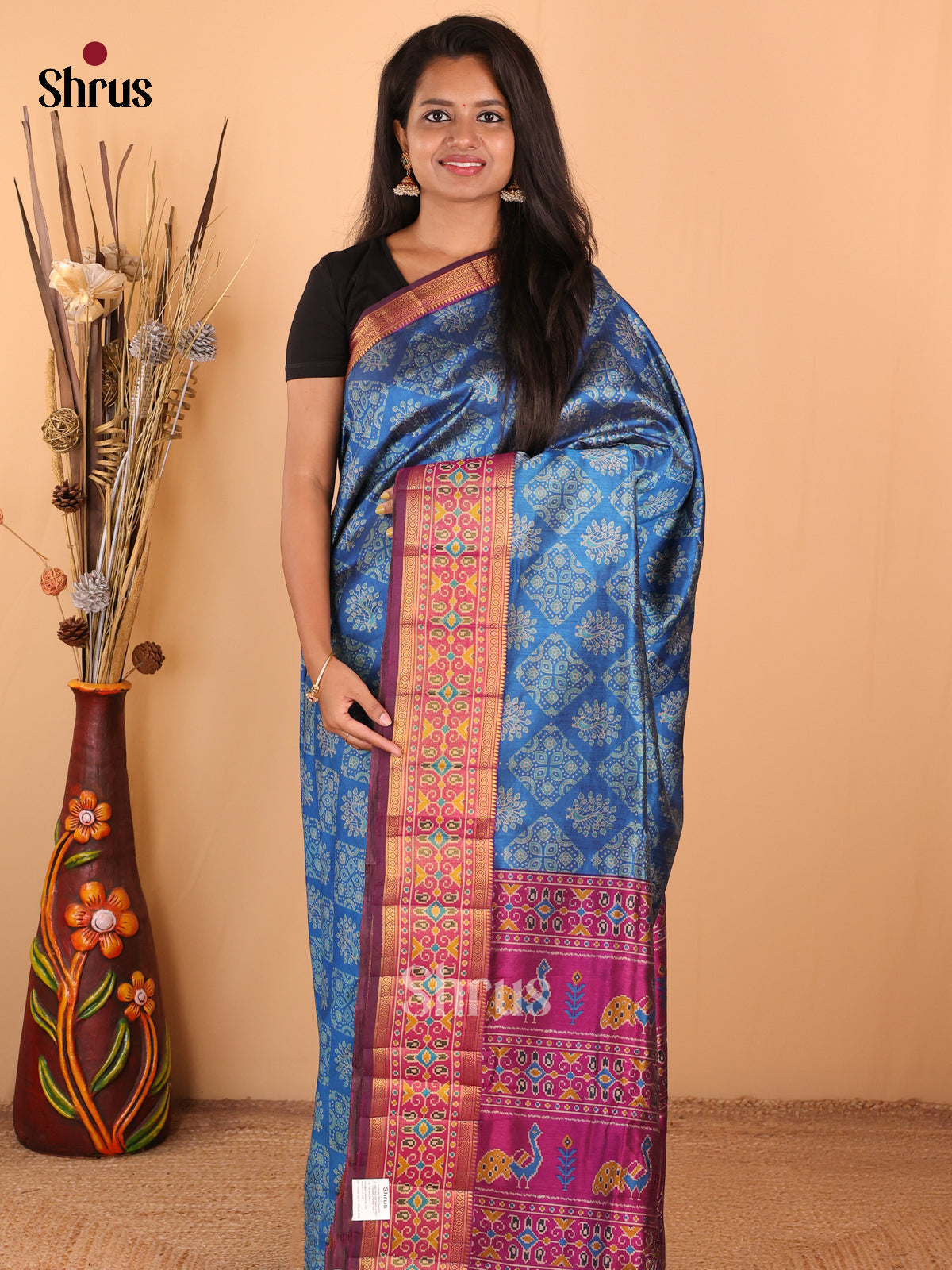 DDS16003 - Semi Patola Saree - Shop on Shrus.com