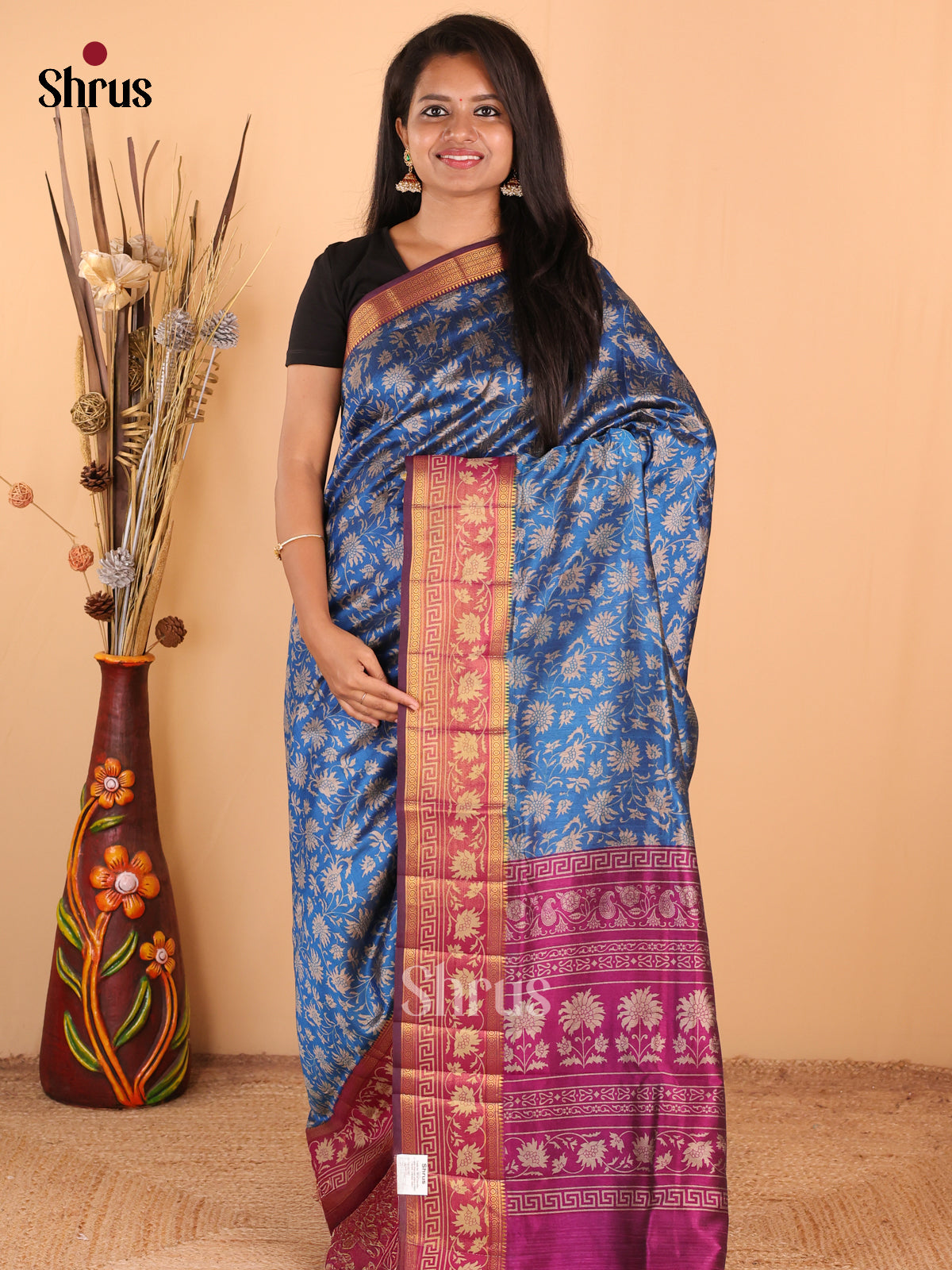 DDS16040 - Semi Patola Saree - Shop on Shrus.com