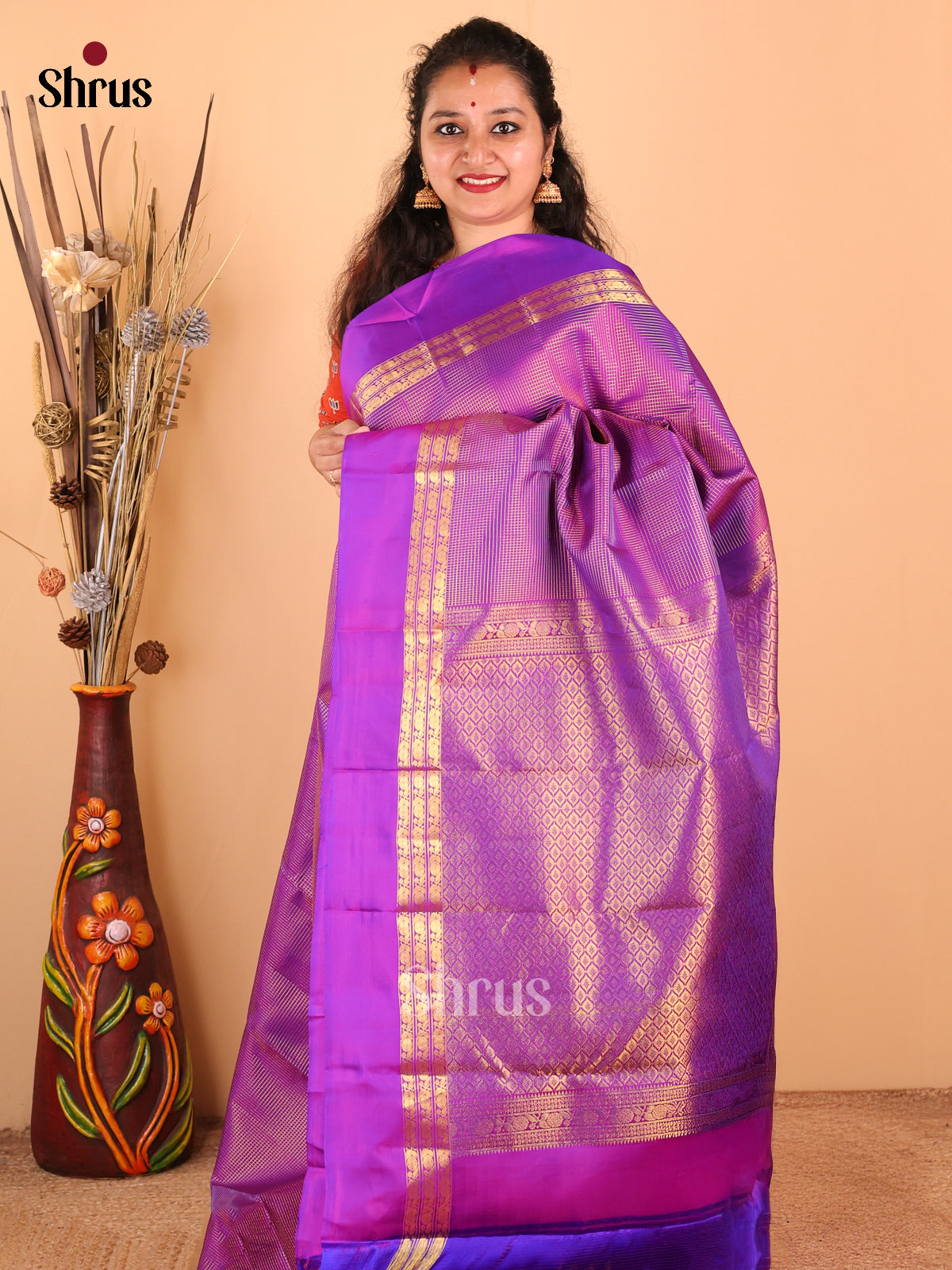 Pretty Purple single tone Kanchipuram silk Saree zari checks , brocade pallu - Shop on Shrus.com