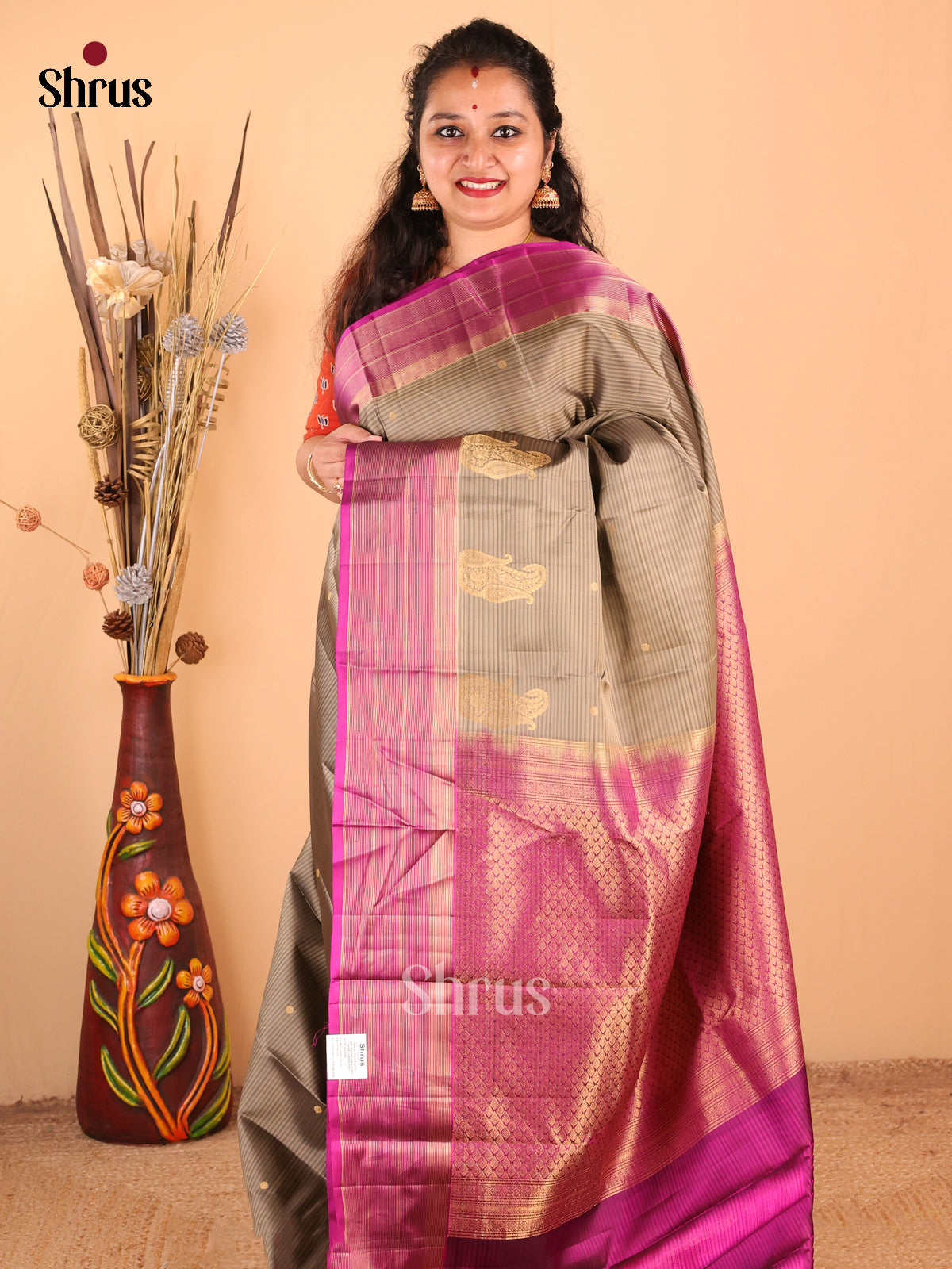 Classic Grey Kanchipuram silk Saree with gold zari buttas ,Criss cross brocade pallu - Shop on Shrus.com
