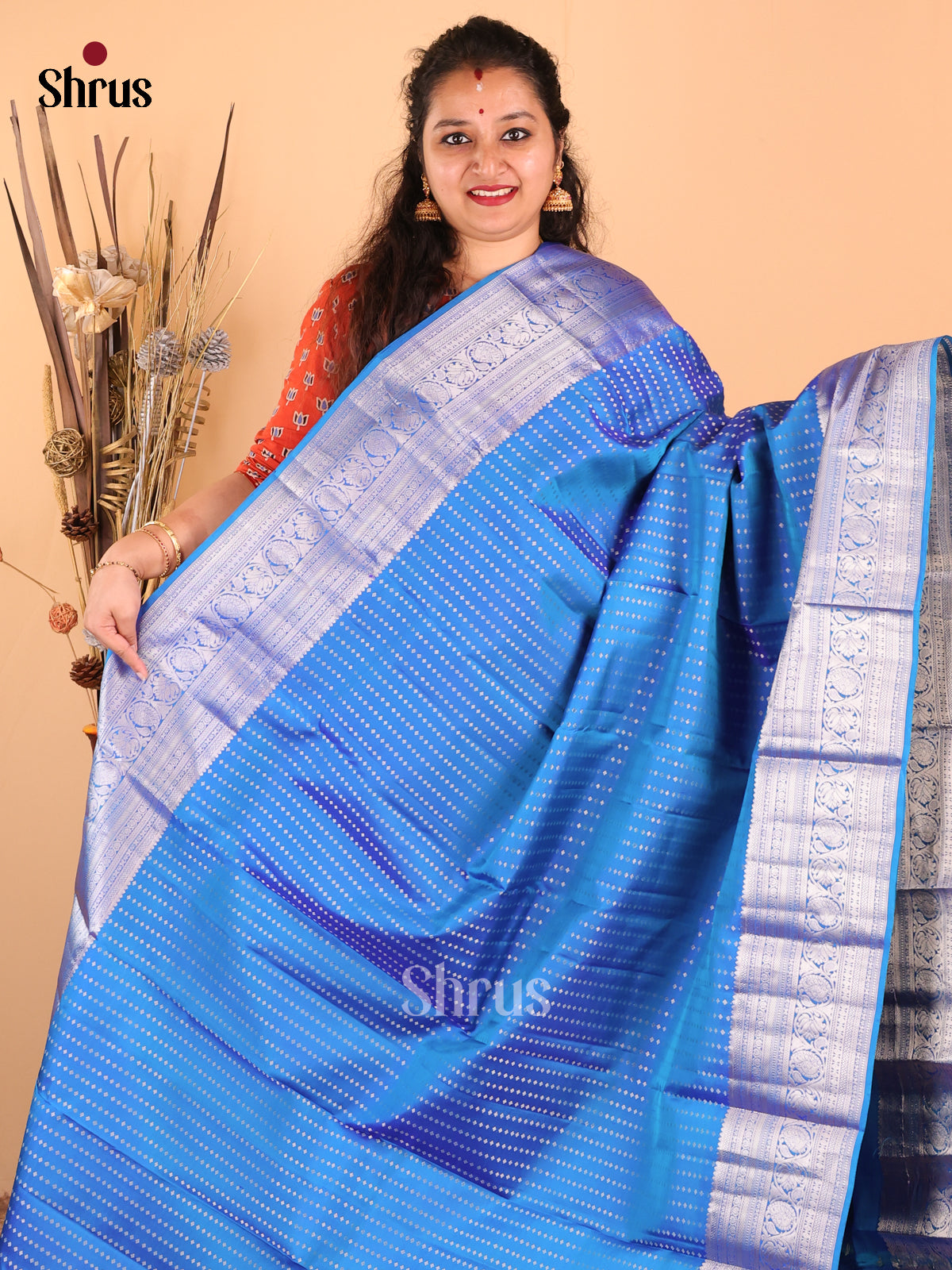 Chic Blue monochrome Kanchipuram silk Saree with zari buttas , floral vines border - Shop on Shrus.com